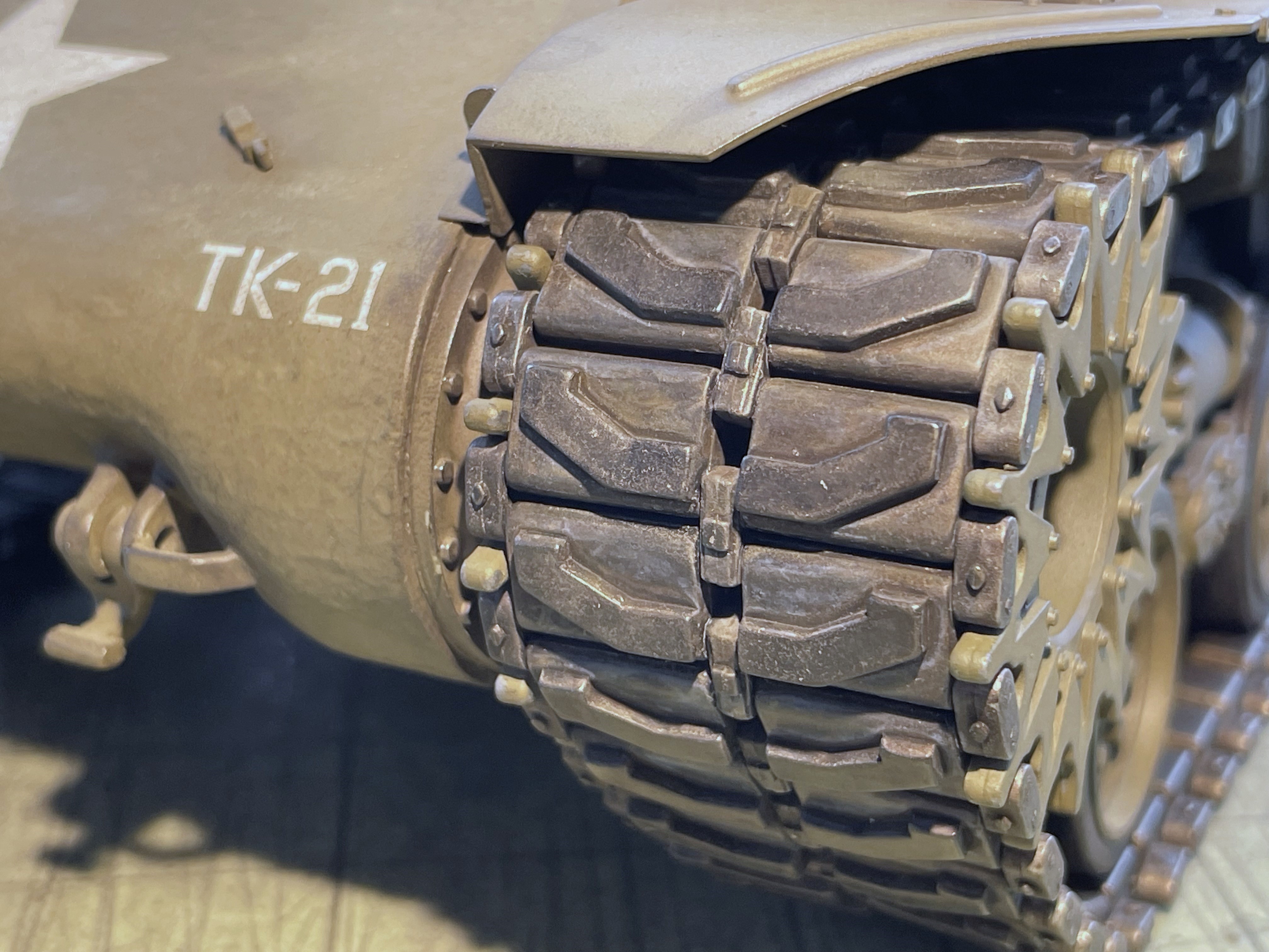 1/16 RC M4A3E8 Korean war - Restoring Tamiya M4 with Takom kit - build