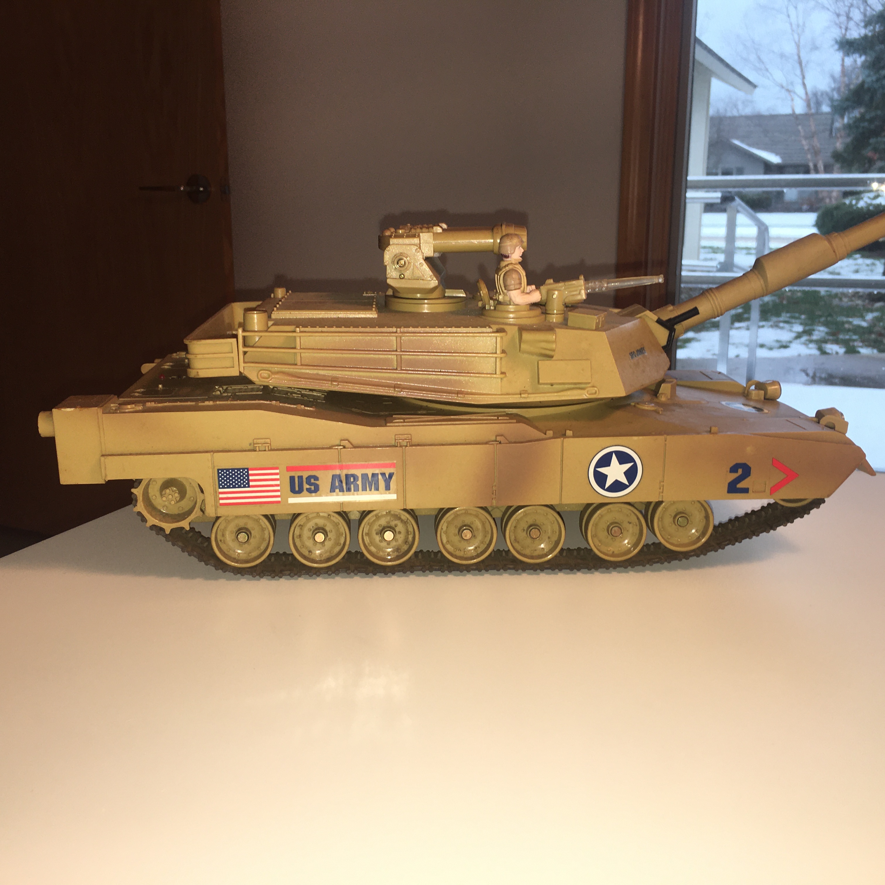 Yeah its toy grade but works pretty good and is very robust and is 1/16 scale.