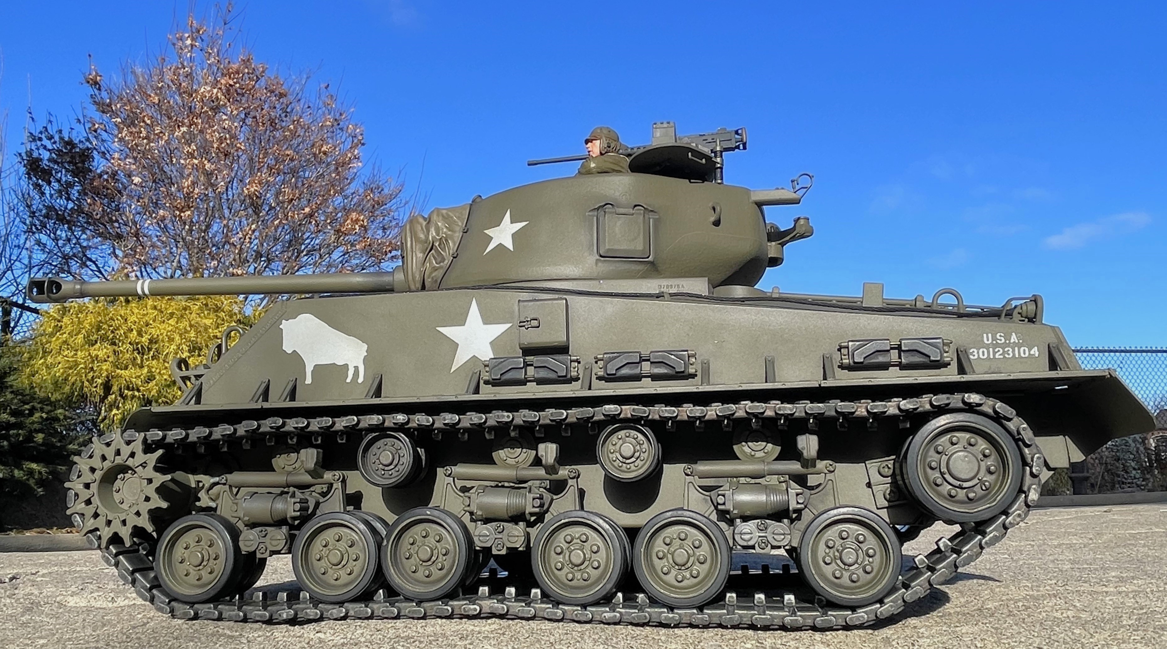 1/16 AHHQ/Takom Late model M4A3E8 Sherman converted to RC
