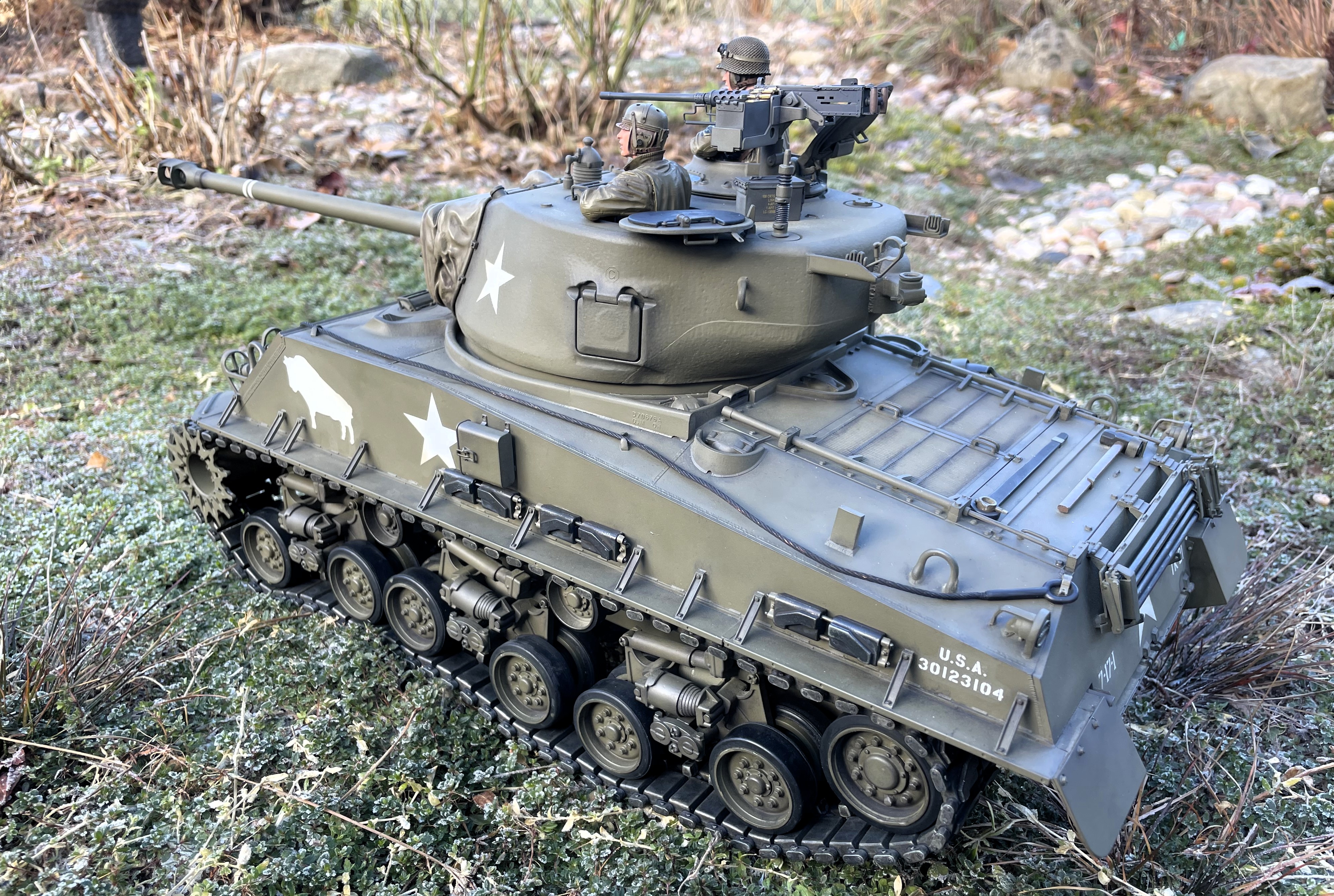 1/16 AHHQ/Takom Late model M4A3E8 Sherman converted to RC