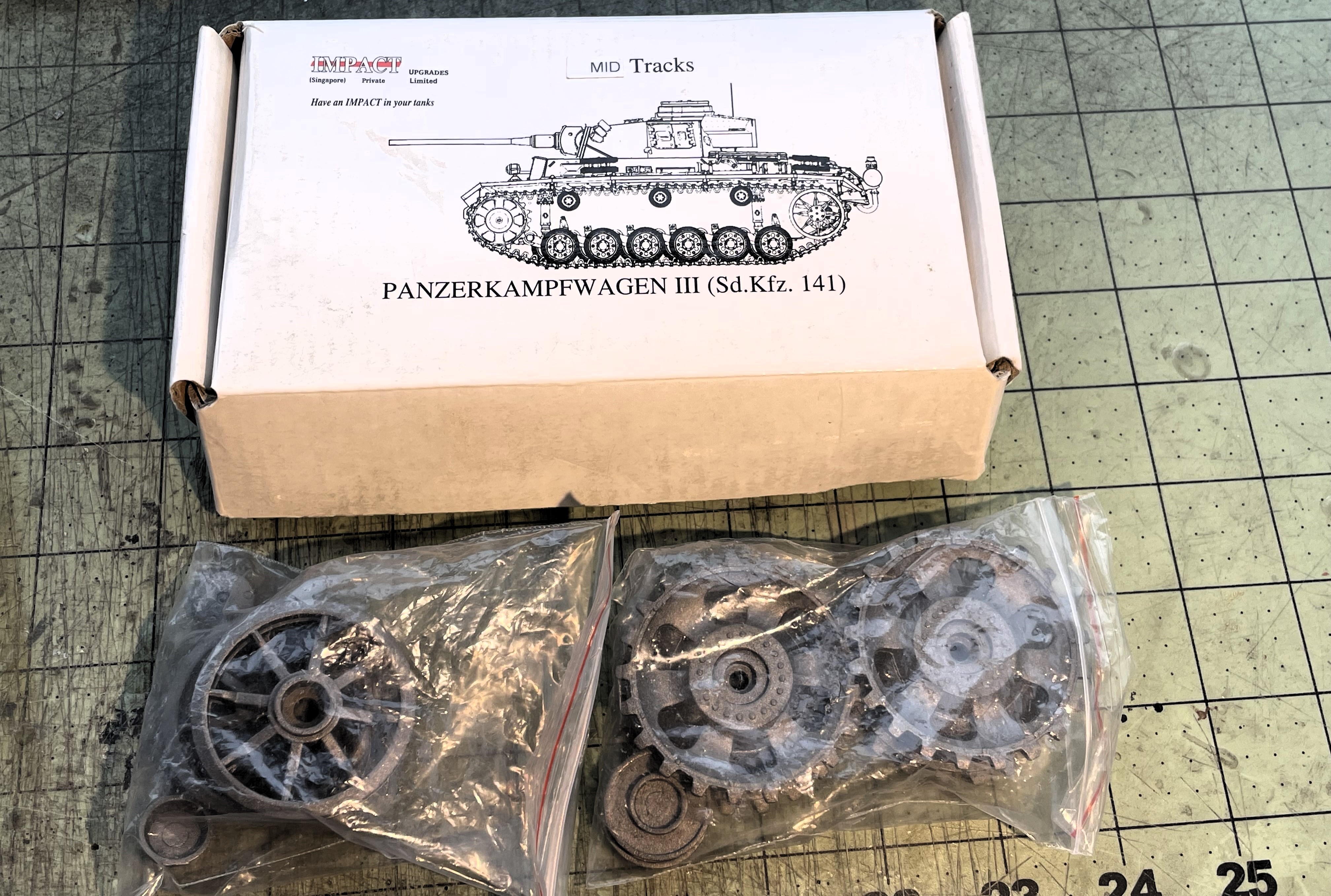 1/16 PzKpfw III Ausf M - Converting Trumpeter kit to RC - Build