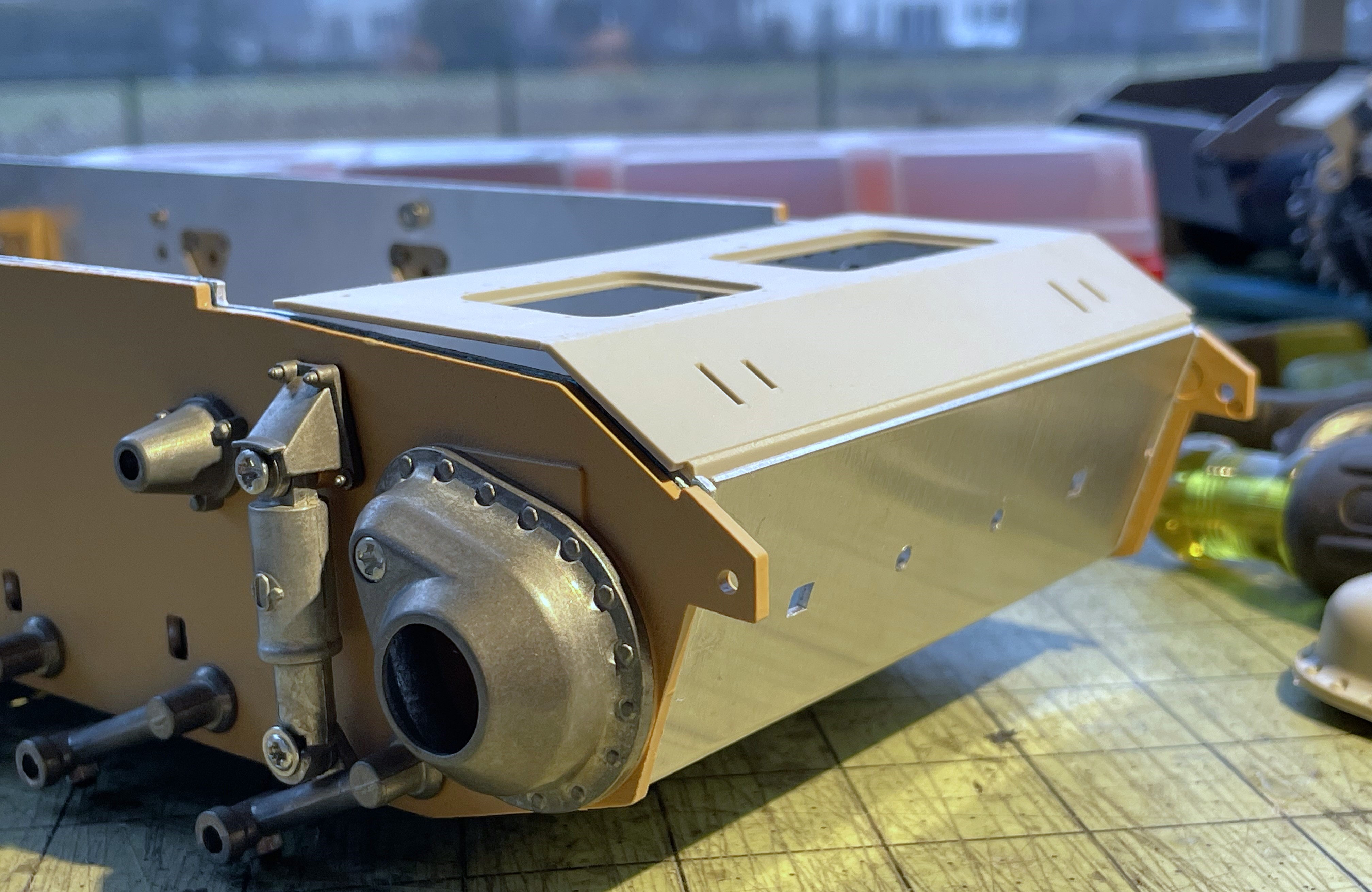 1/16 PzKpfw III Ausf M - Converting the Trumpeter/Heller kit to RC - Build