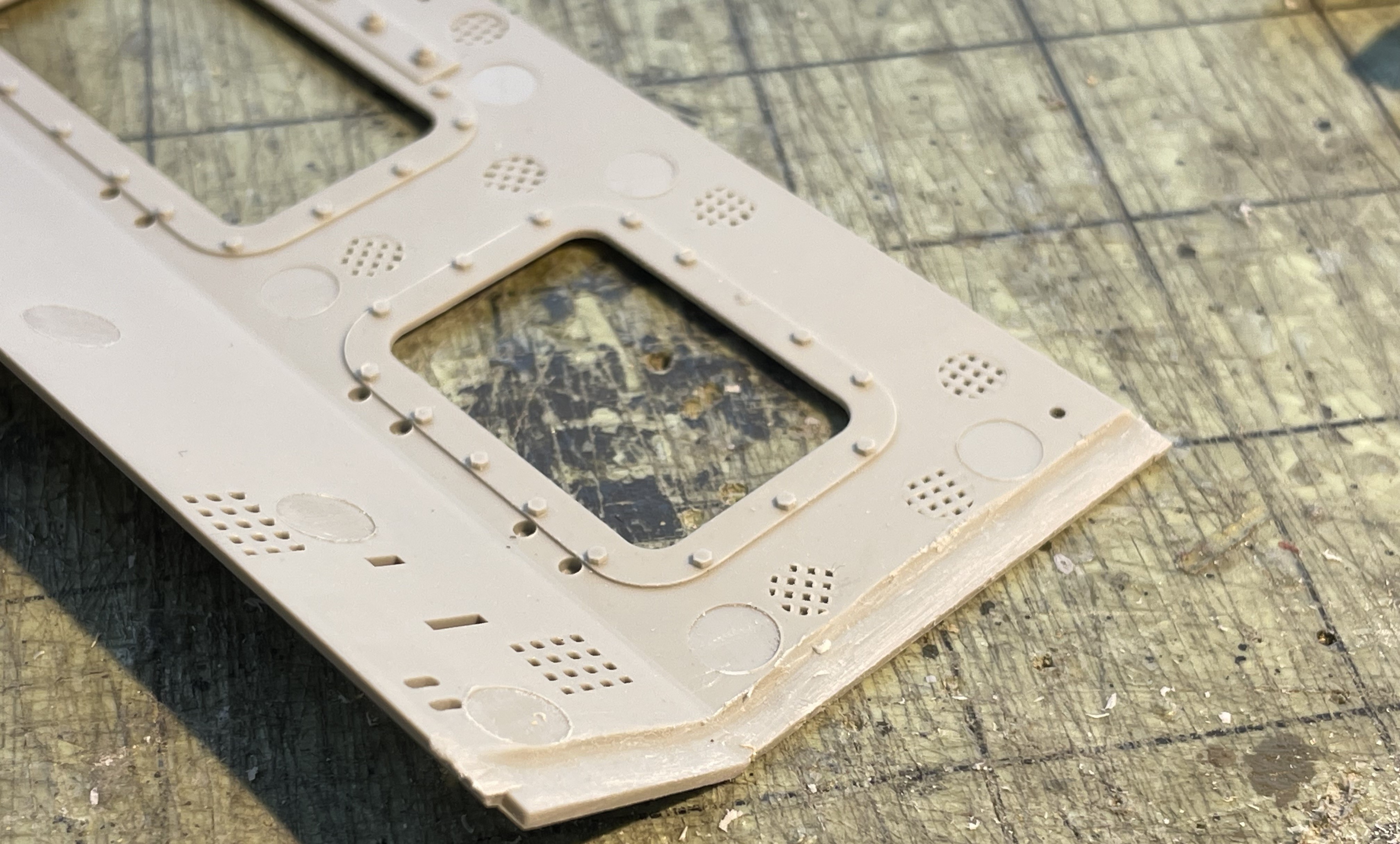 1/16 PzKpfw III Ausf M - Converting the Trumpeter/Heller kit to RC - Build