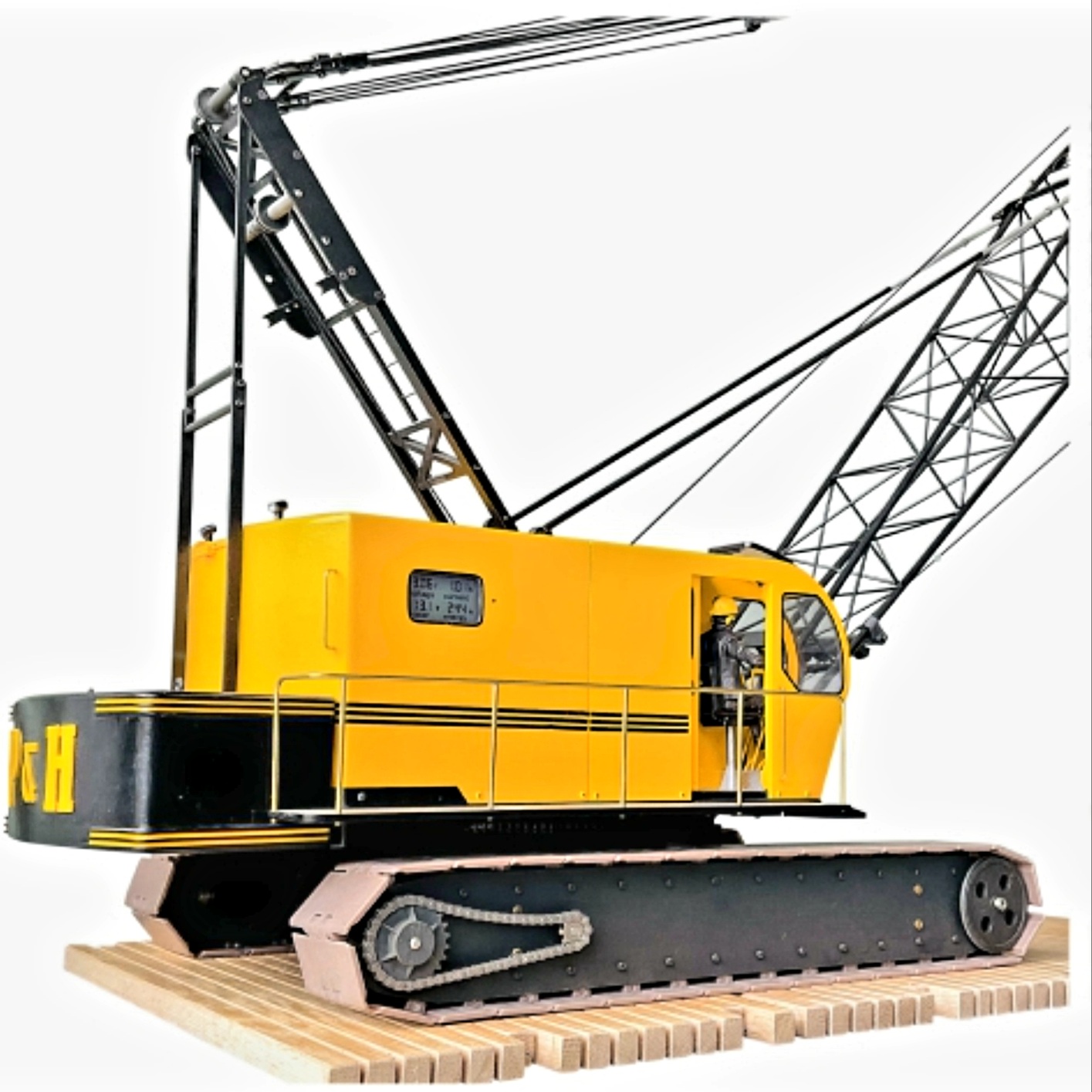 Model of 1960s Vintage P&amp;H Crawler Crane