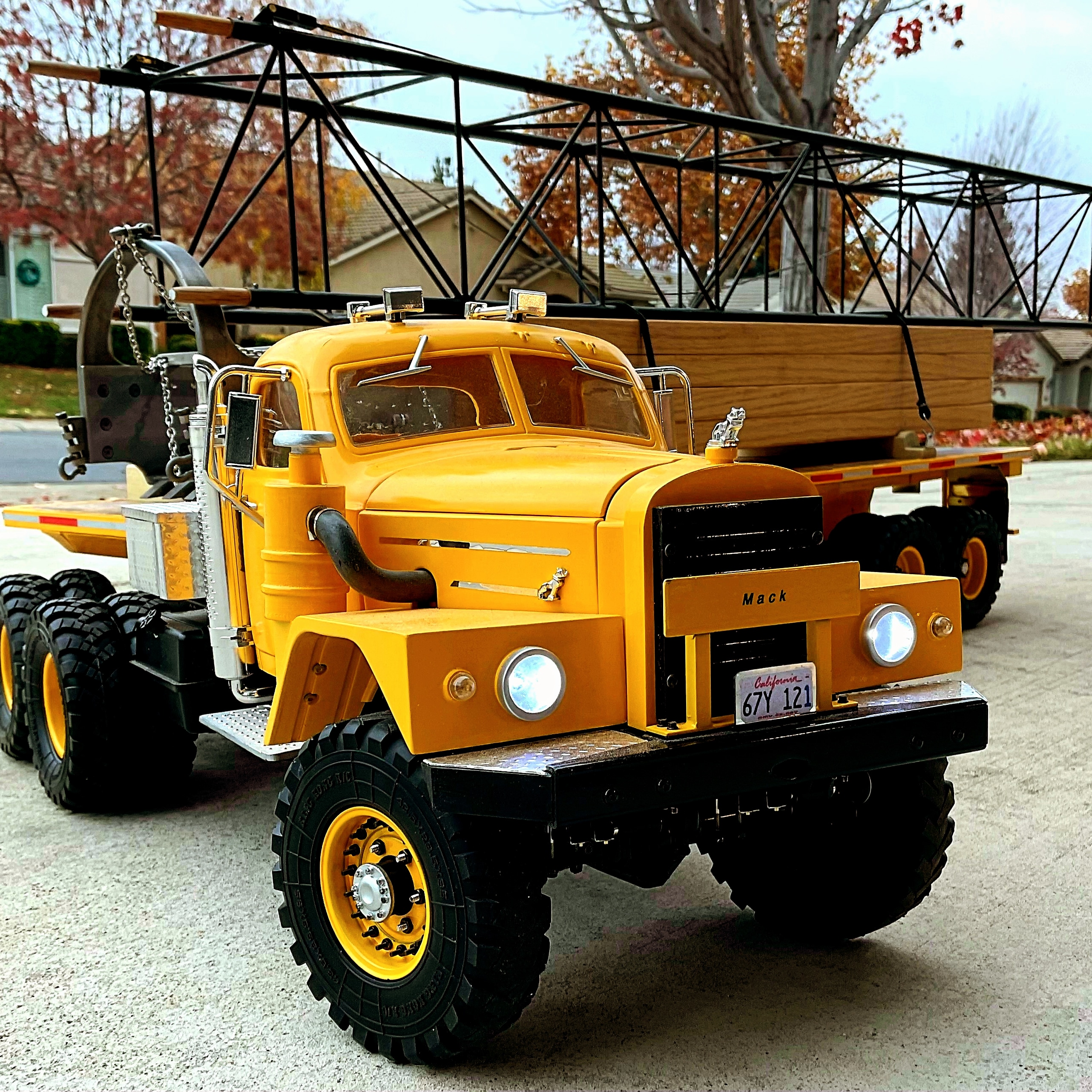 Model of 1964 HD Mack Truck