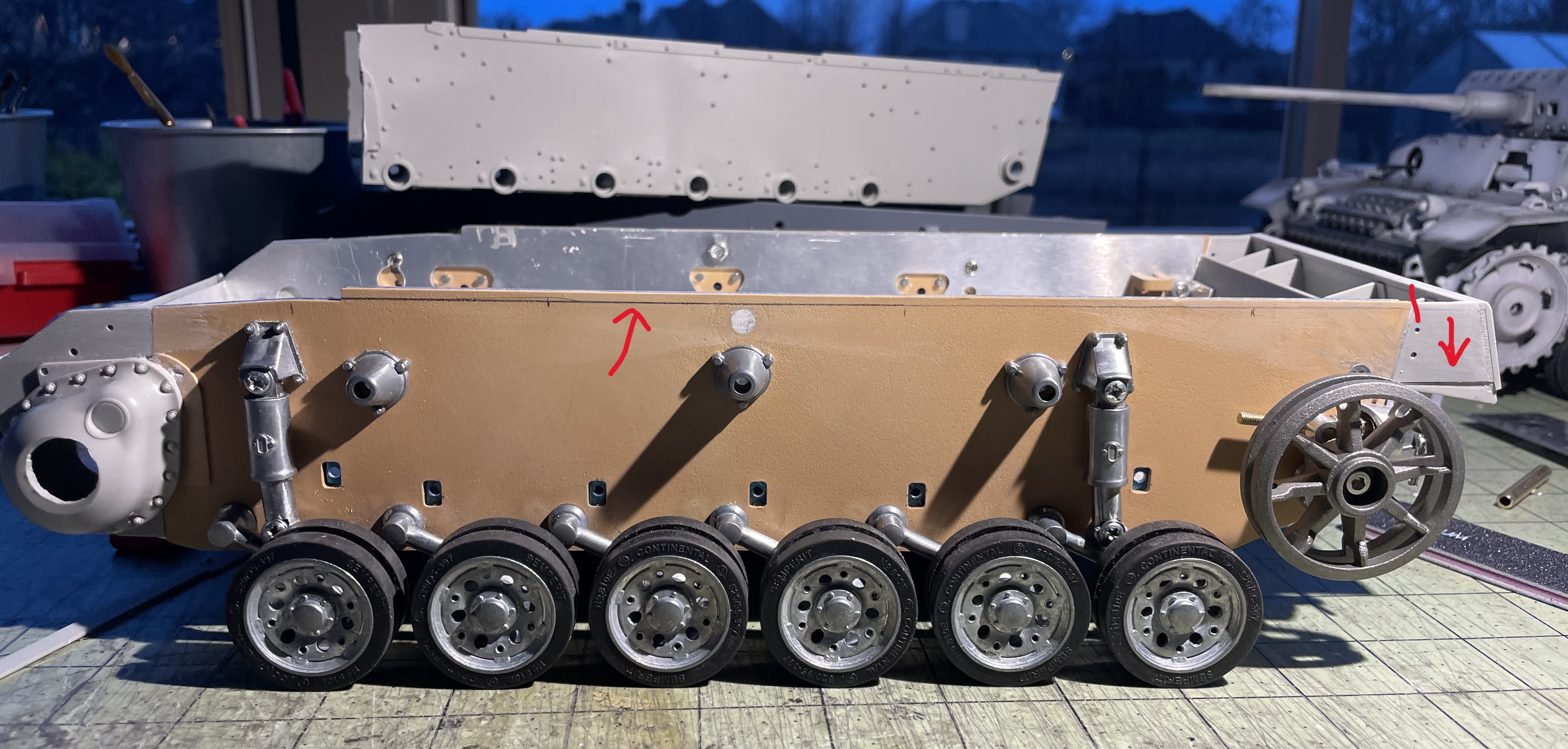 1/16 PzKpfw III Ausf M - Converting the Trumpeter/Heller kit to RC - Build