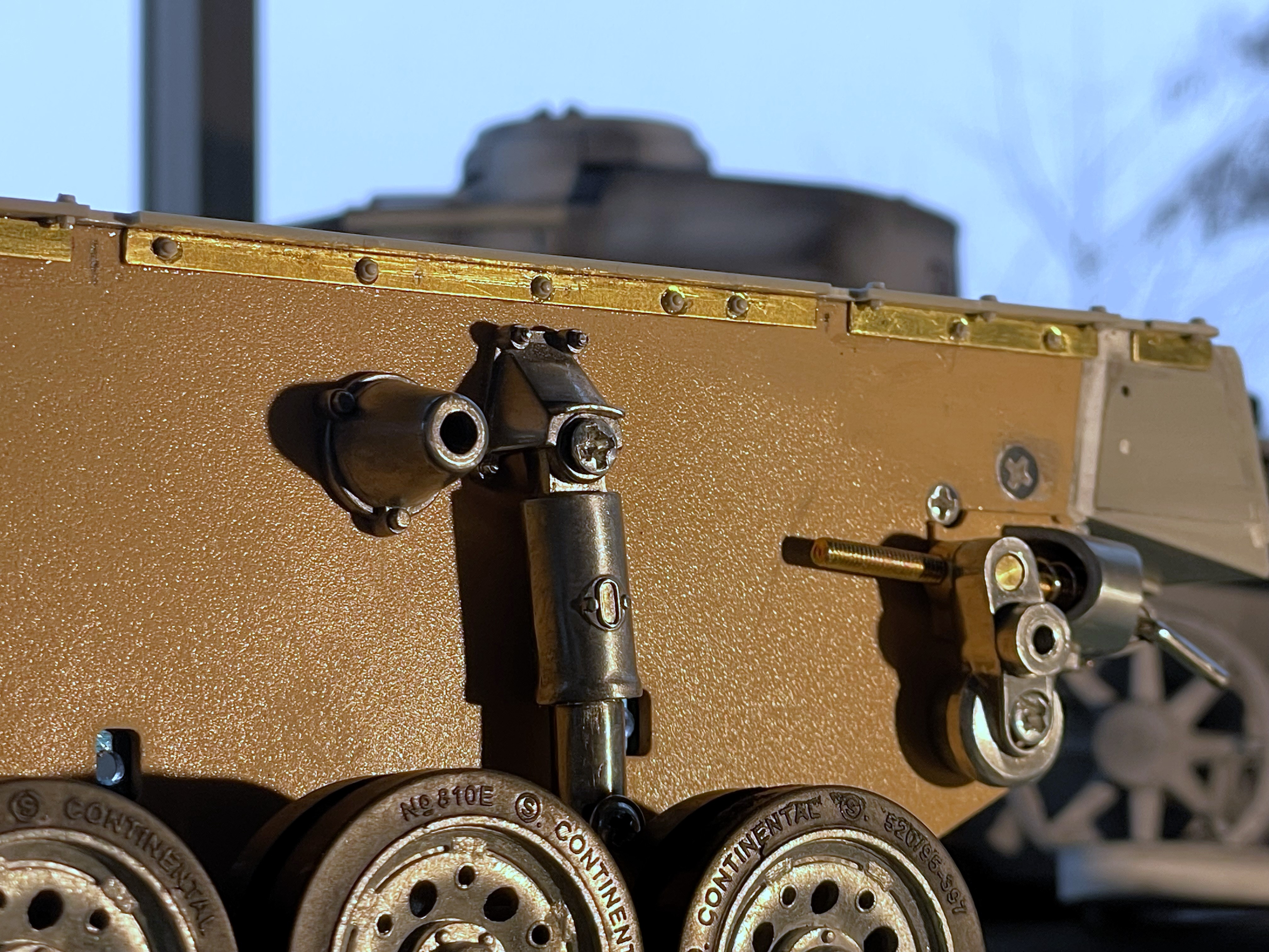 1/16 PzKpfw III Ausf M - Converting the Trumpeter/Heller kit to RC - Build