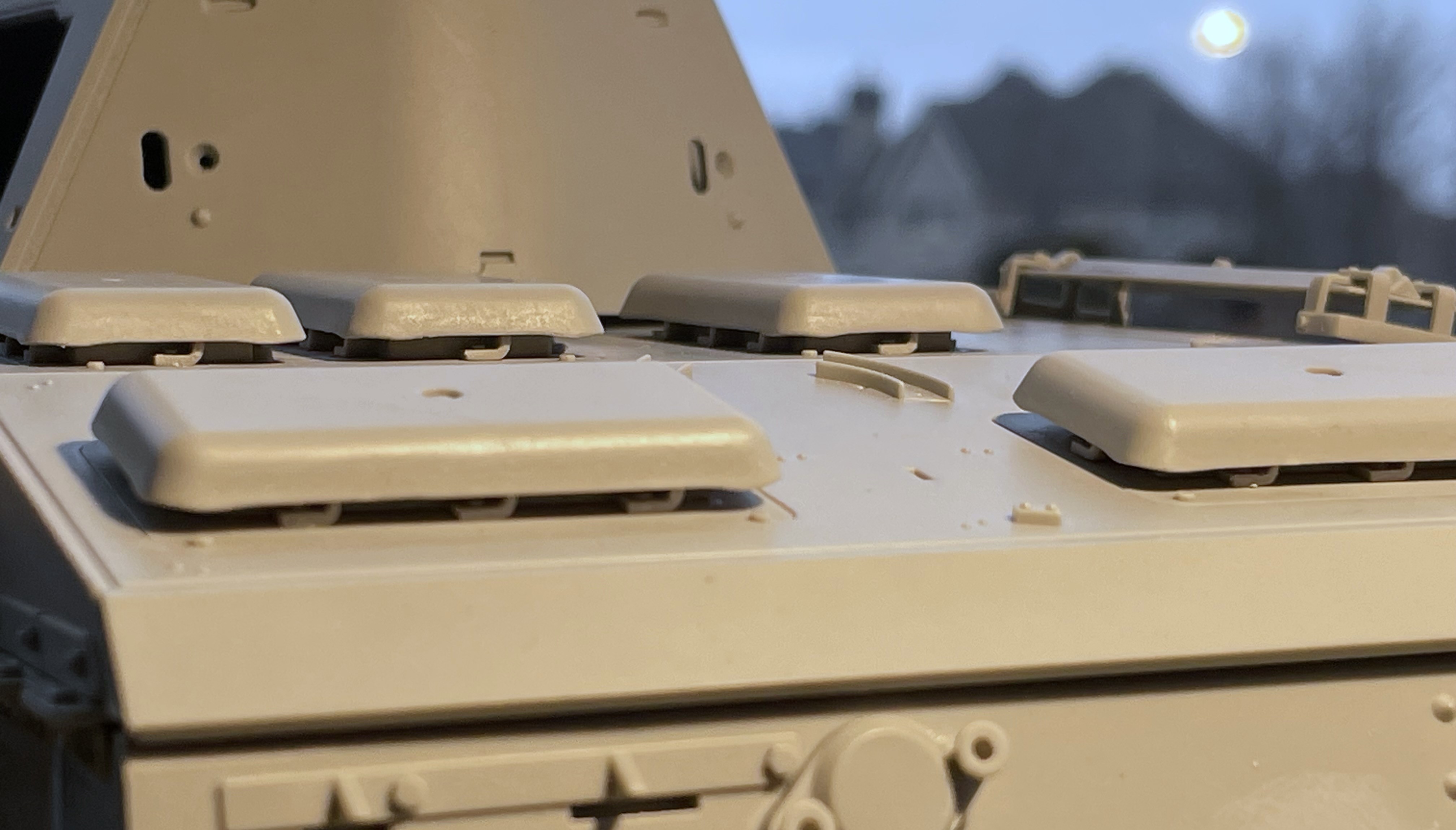 1/16 PzKpfw III Ausf M - Trumpeter/Heller kit with Taigen hull integration - Build