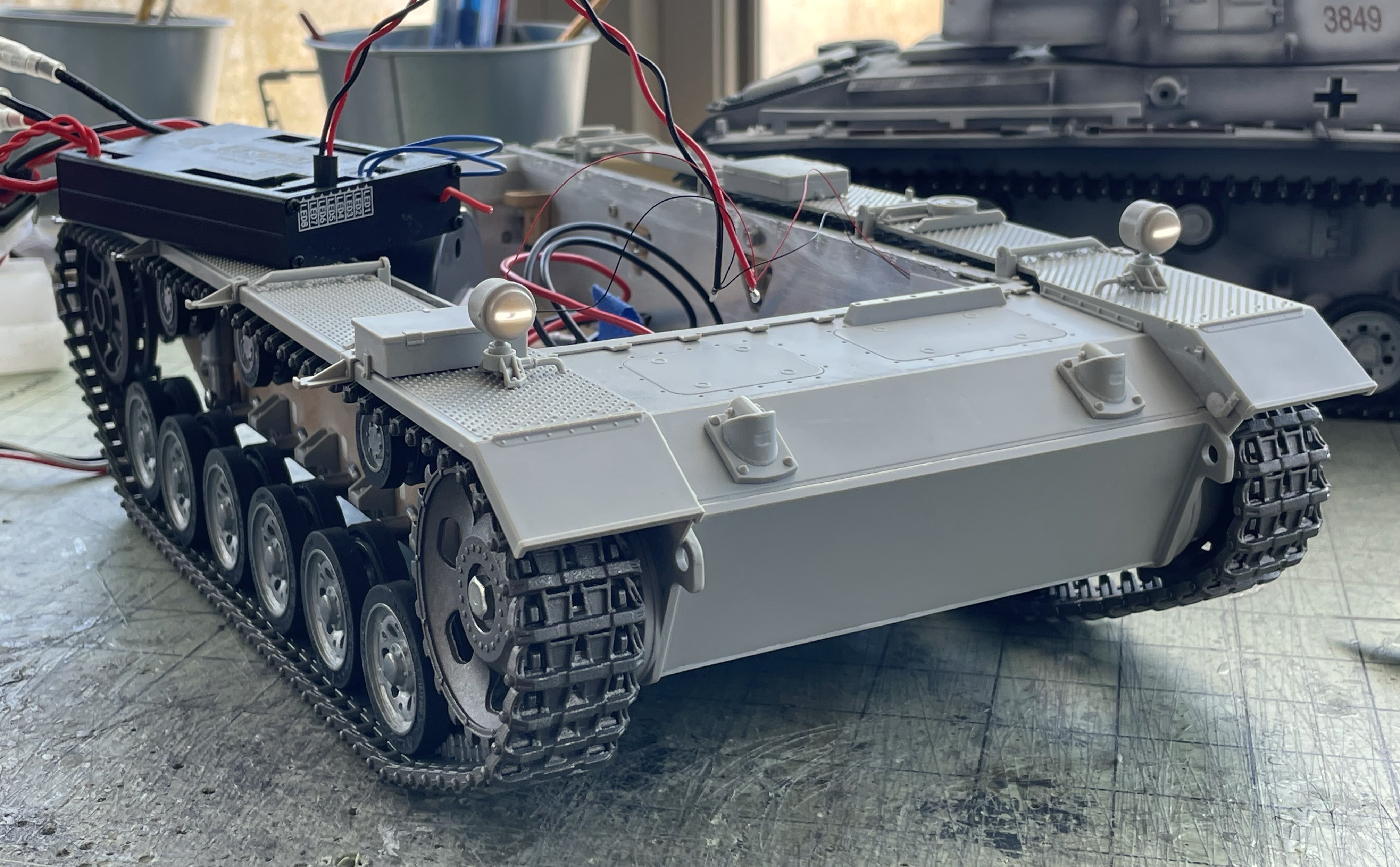 1/16 PzKpfw III Ausf M - Trumpeter/Heller kit with Taigen hull integration - Build