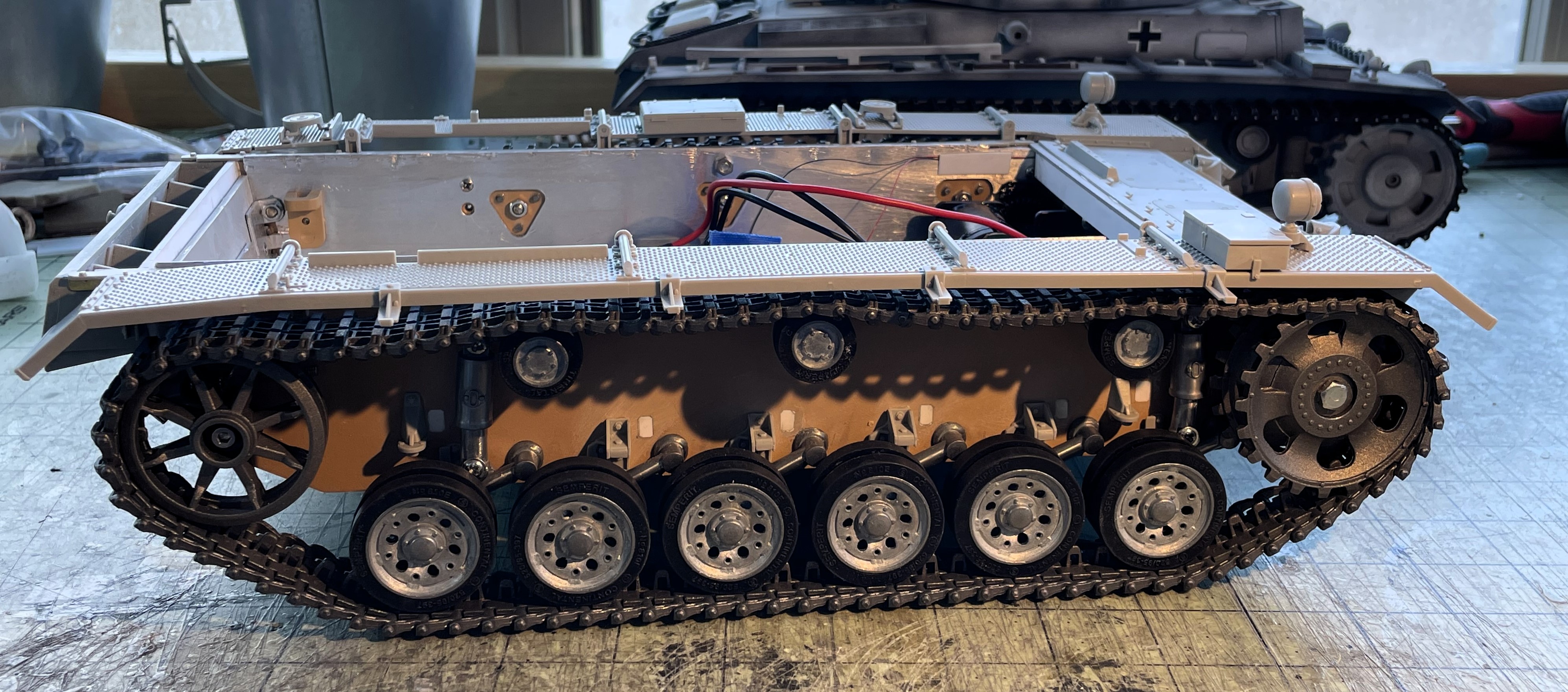 1/16 PzKpfw III Ausf M - Trumpeter/Heller kit with Taigen hull integration - Build