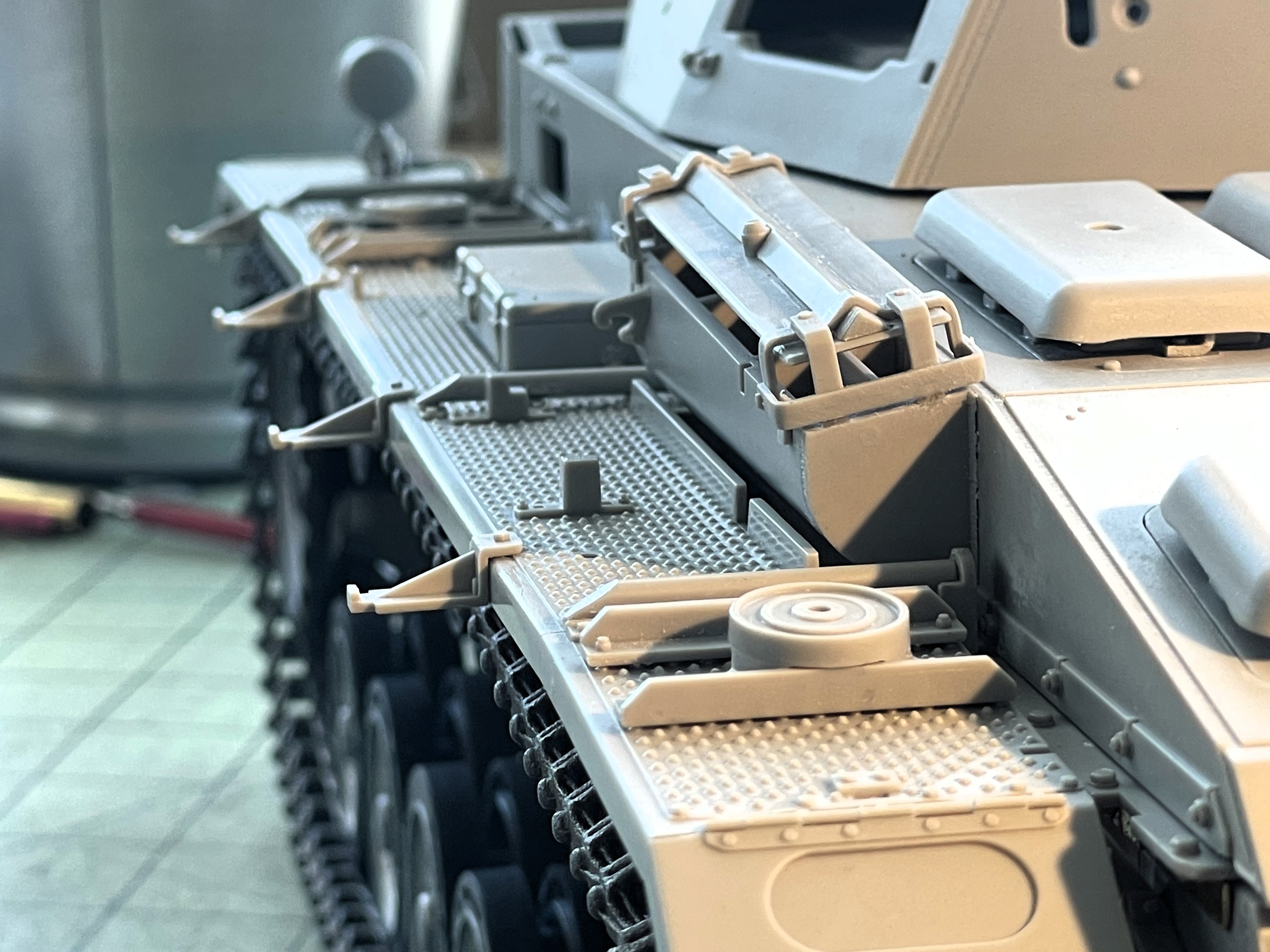 1/16 PzKpfw III Ausf M - Trumpeter/Heller kit with Taigen hull integration - Build