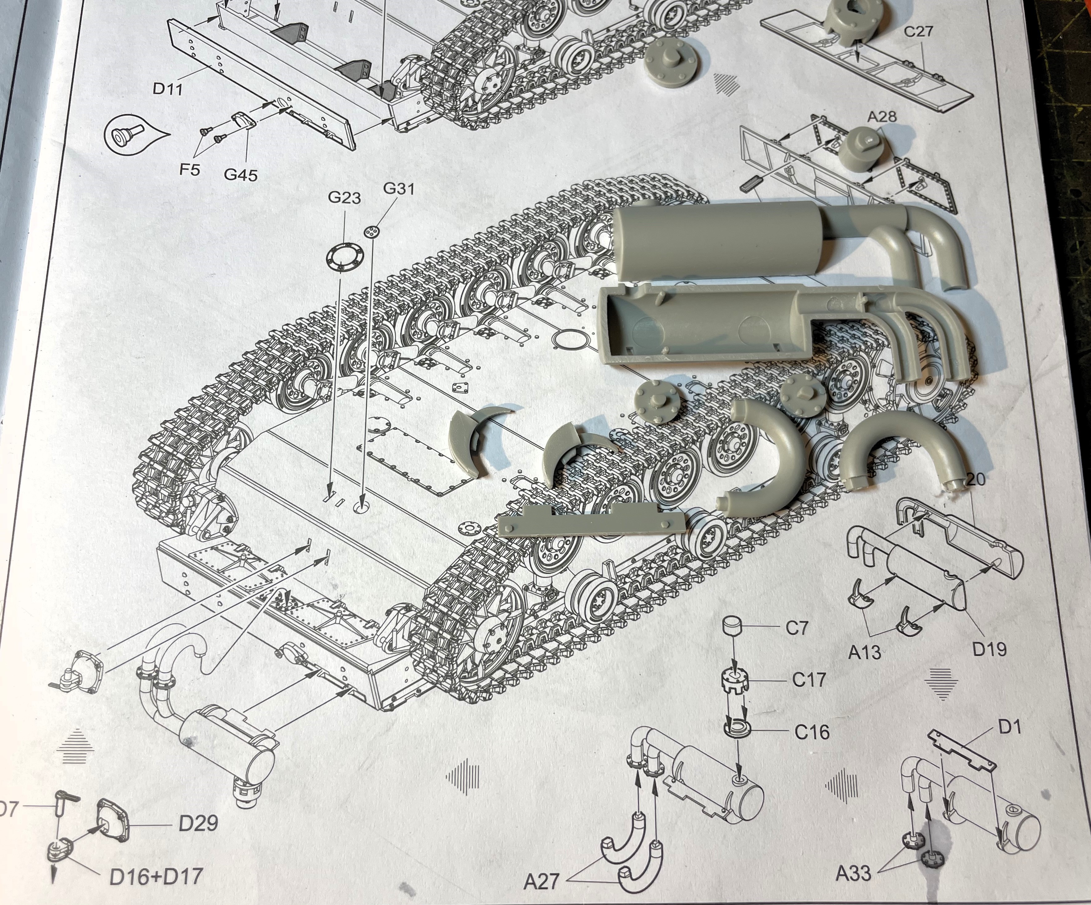 1/16 PzKpfw III Ausf M - Trumpeter/Heller kit with Taigen hull integration - Build