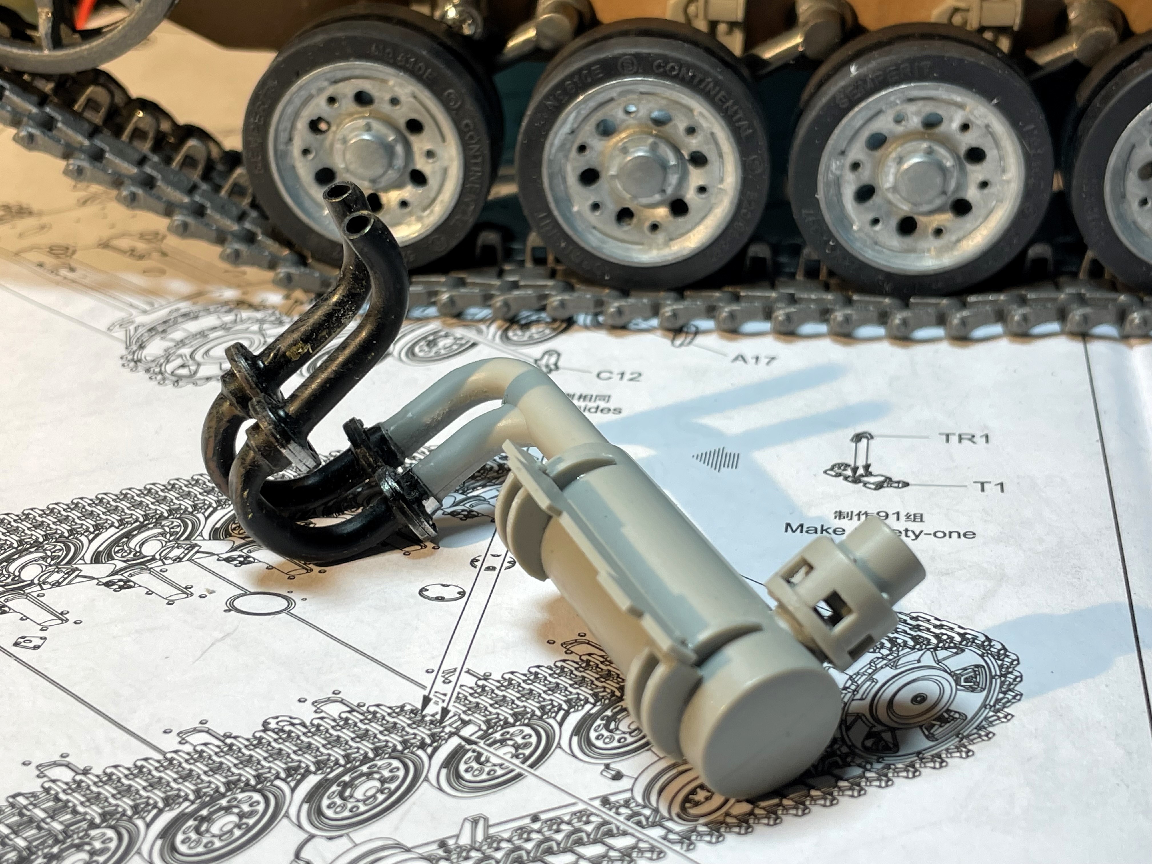1/16 PzKpfw III Ausf M - Trumpeter/Heller kit with Taigen hull integration - Build