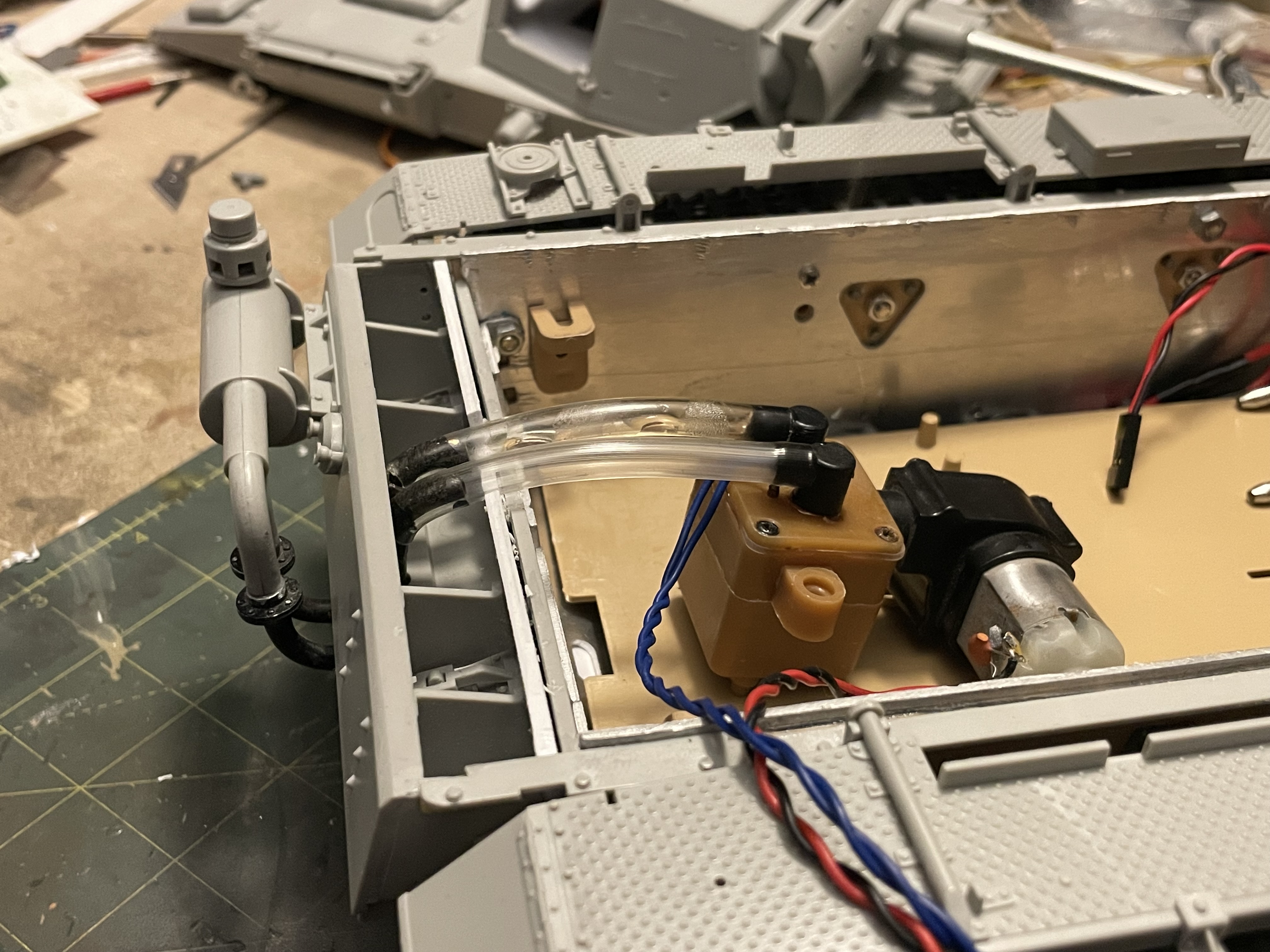 1/16 PzKpfw III Ausf M - Trumpeter/Heller kit with Taigen hull integration - Build