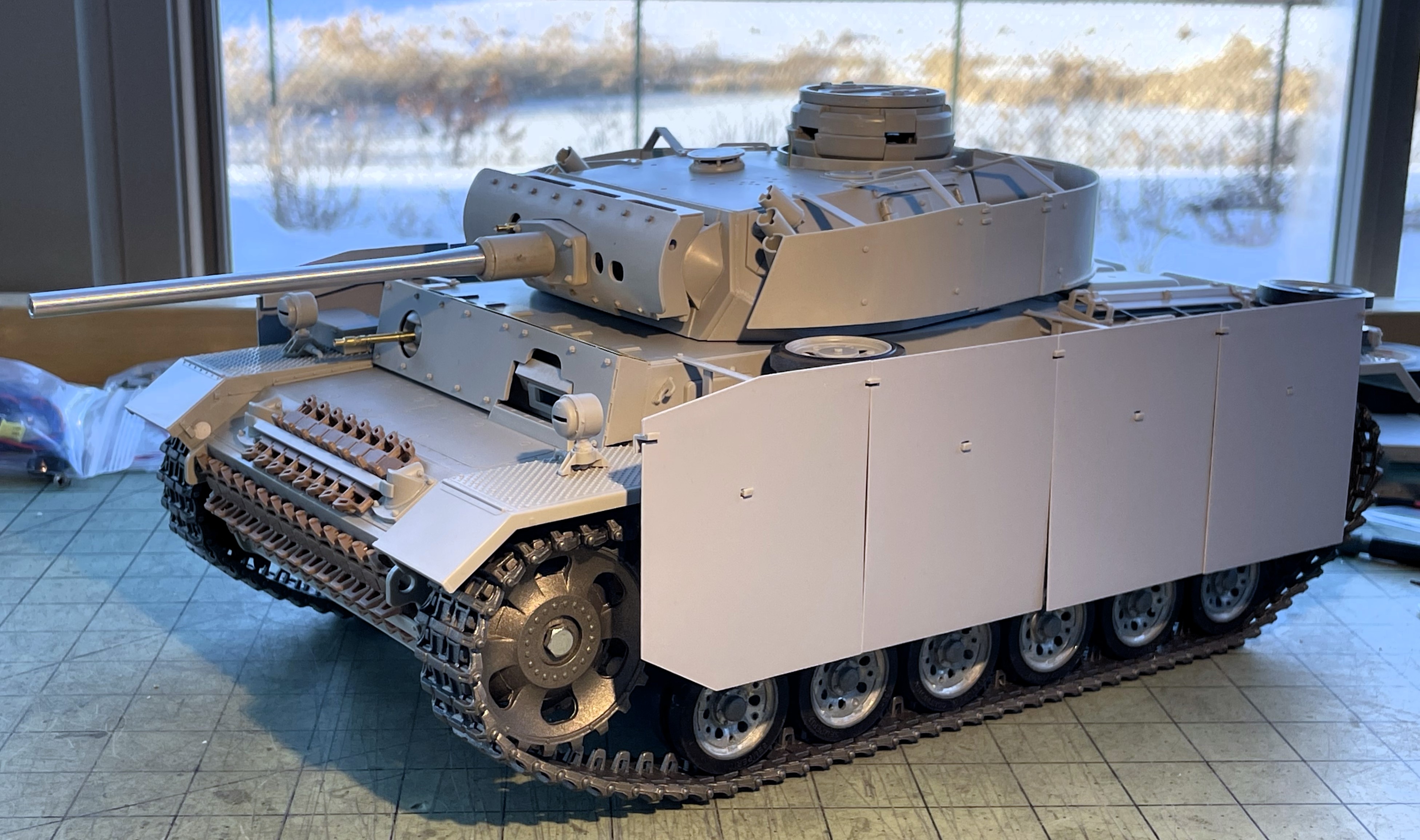 1/16 PzKpfw III Ausf M - Trumpeter/Heller kit with Taigen hull integration - Build