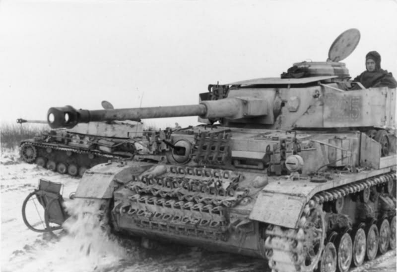 Russland_Panzer_IV-5.jpg