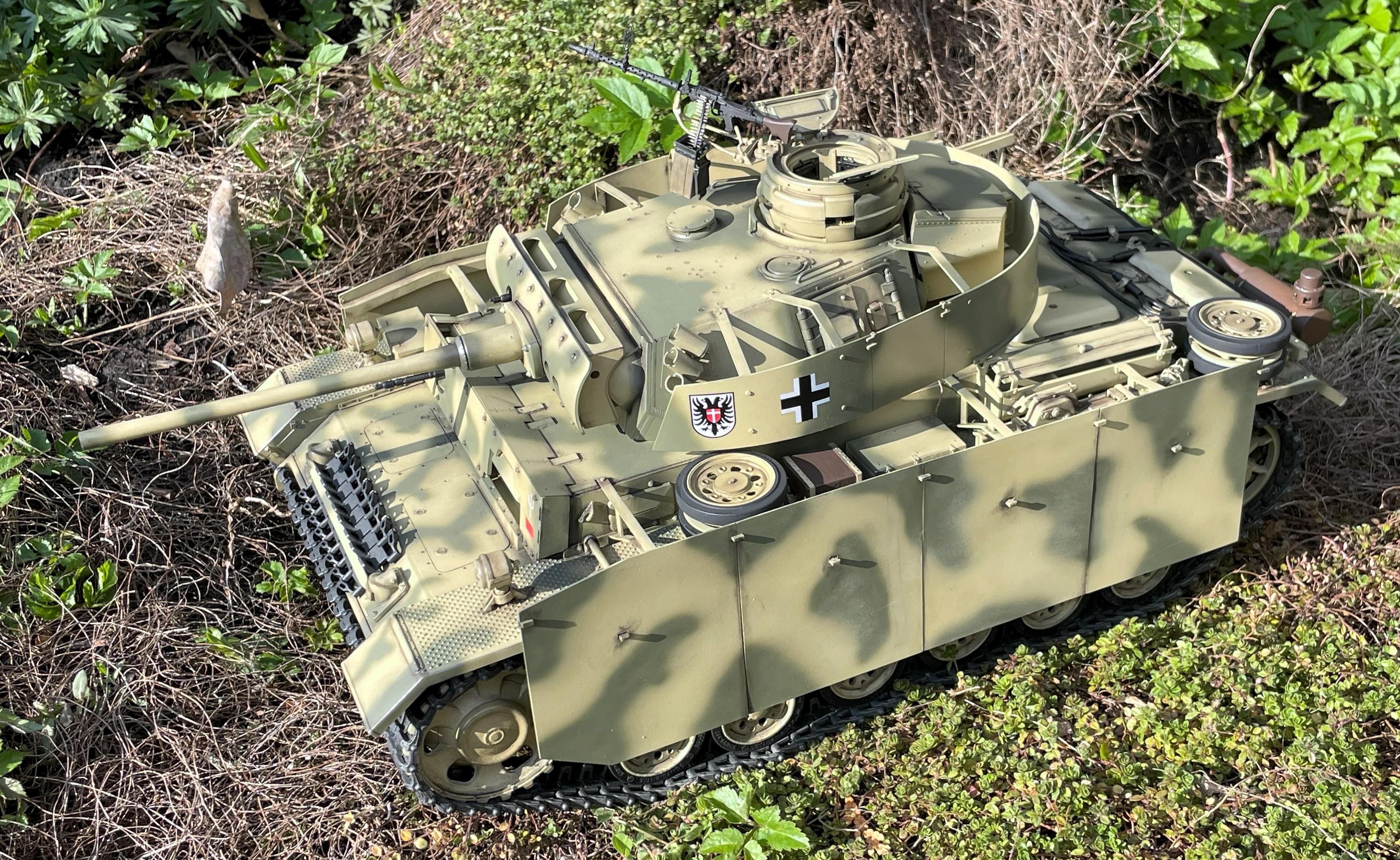 1/16 PzKpfw III Ausf M - Trumpeter/Heller kit with Taigen hull integration - Build