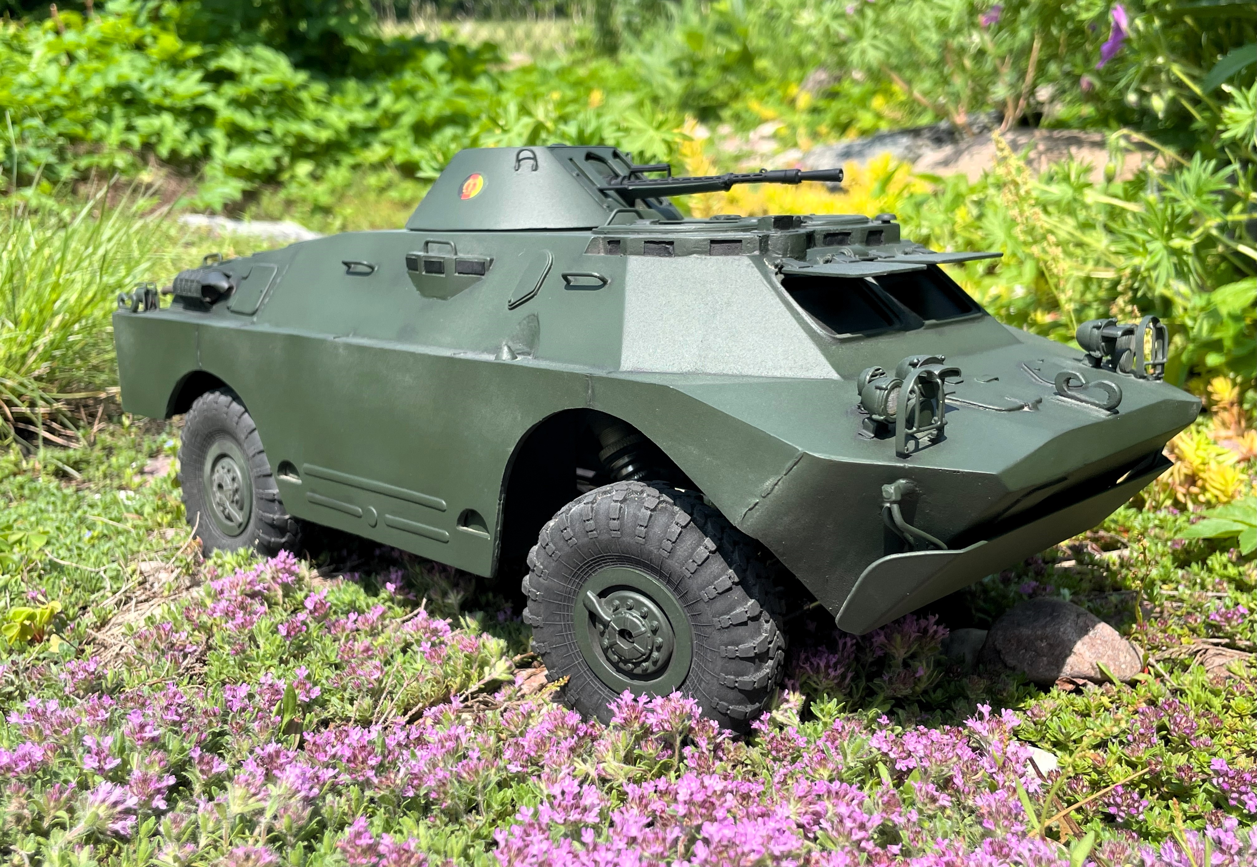 1/16 RC BRDM-2 Soviet Combat Recon Patrol Vehicle - Build