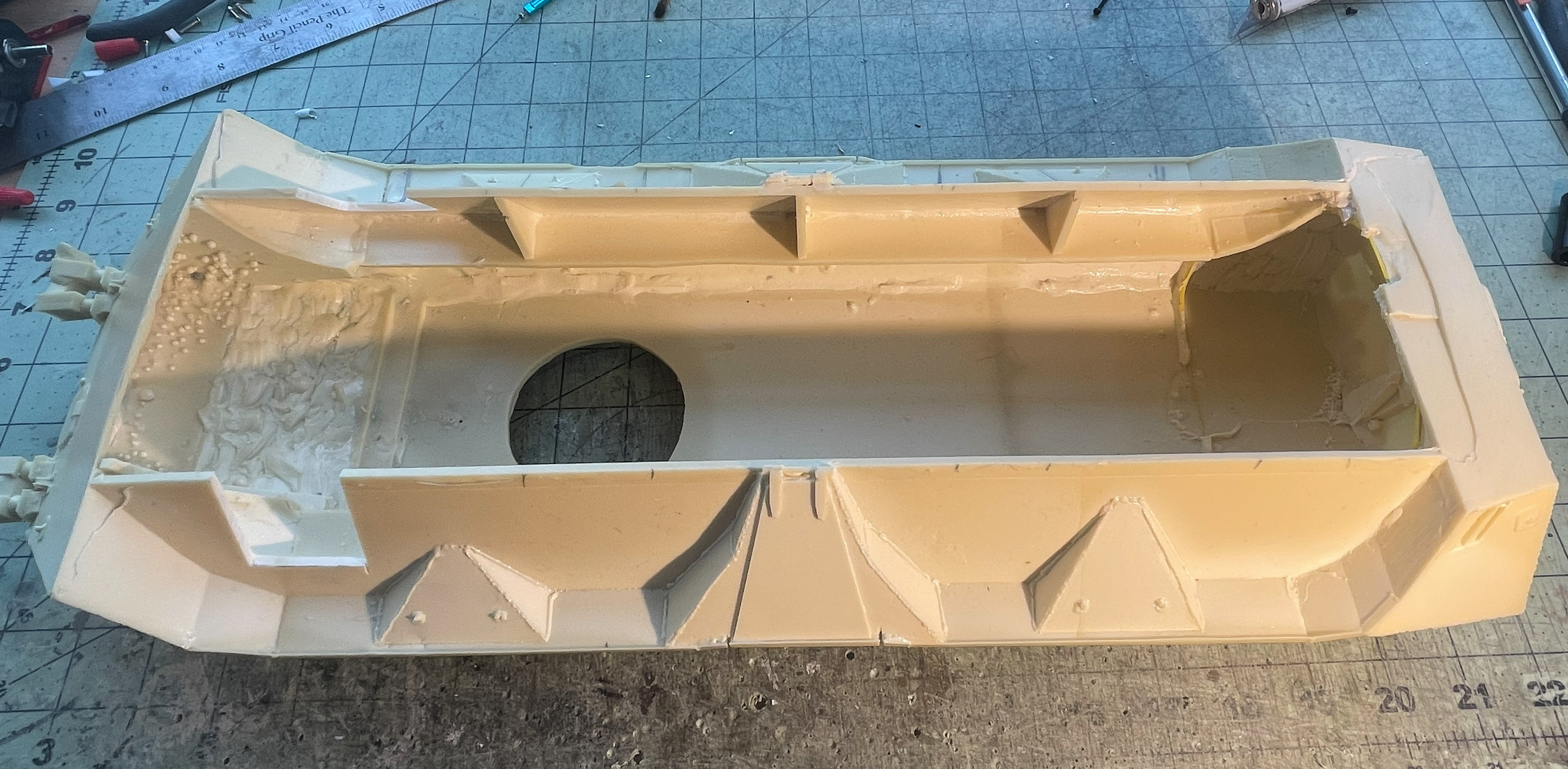 1/16 RC BTR-80 Russian 8x8 wheeled APC - build
