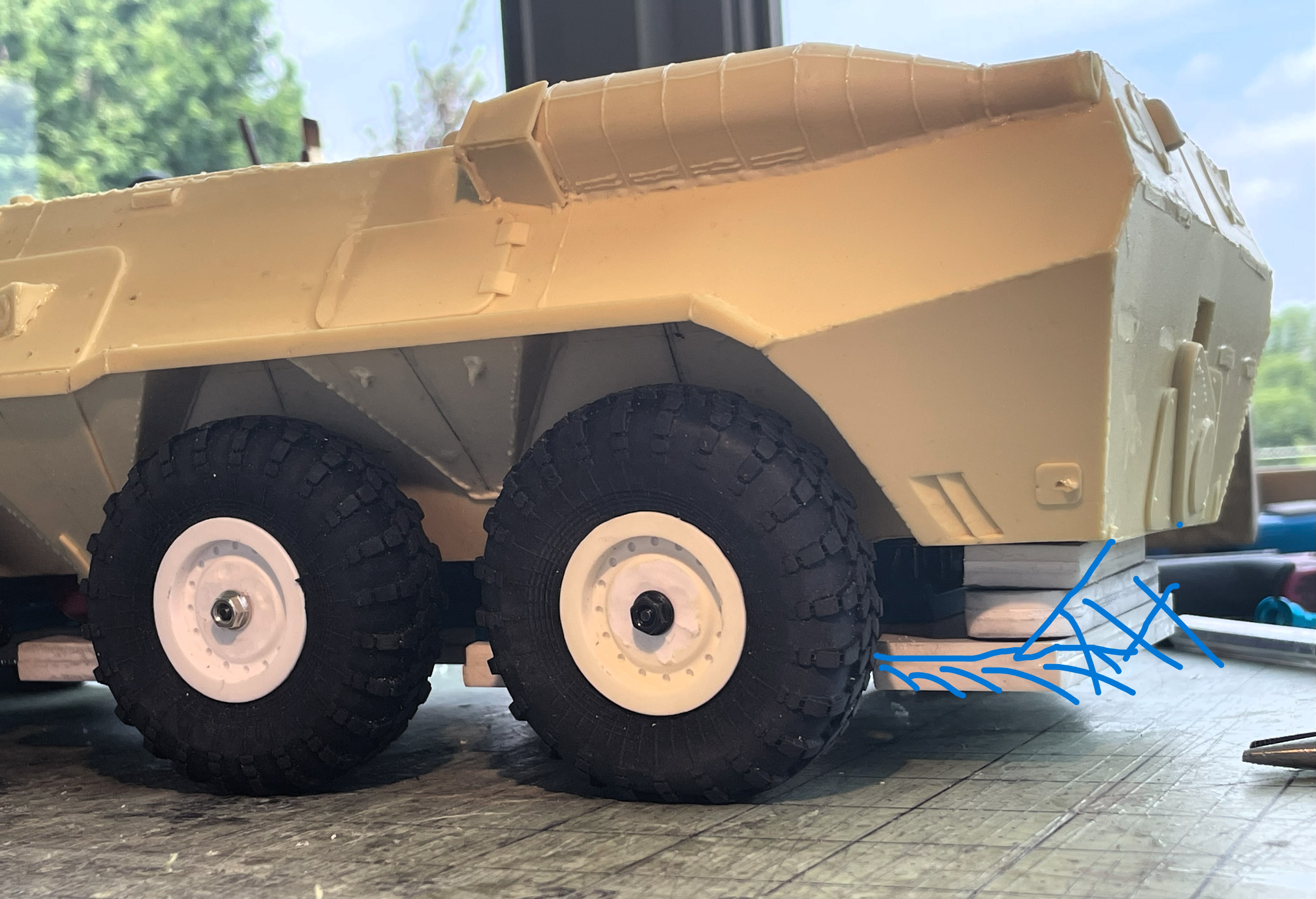 1/16 RC BTR-80 Russian 8x8 wheeled APC - build