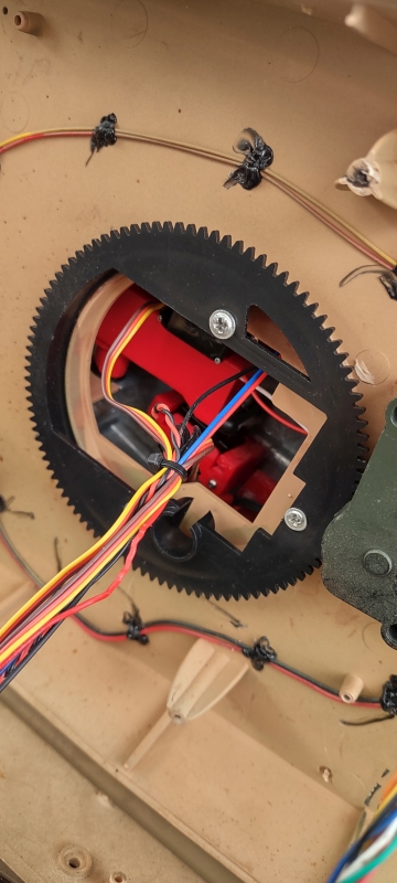 Custom servo recoil &amp; elevation for Tiger I Metal Turret. (Requires removal of airsoft guides)