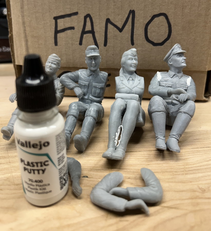 FAMO Crew 01.jpg