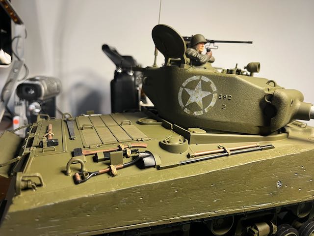RC 1/16 Sherman M4A3E8