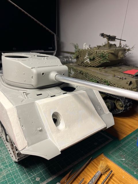 RC 1/16 Sherman M4A3E8 with concrete armour