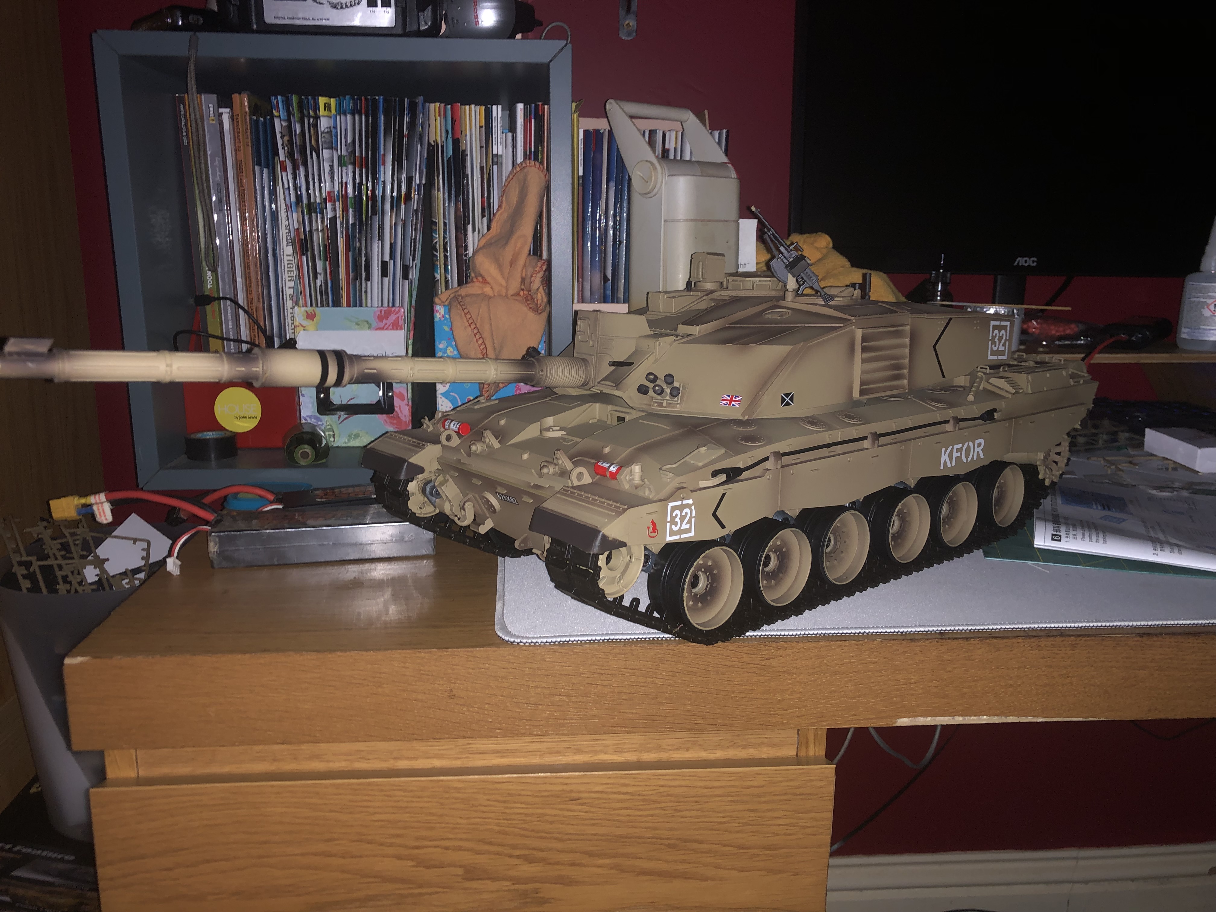 Challenger 2