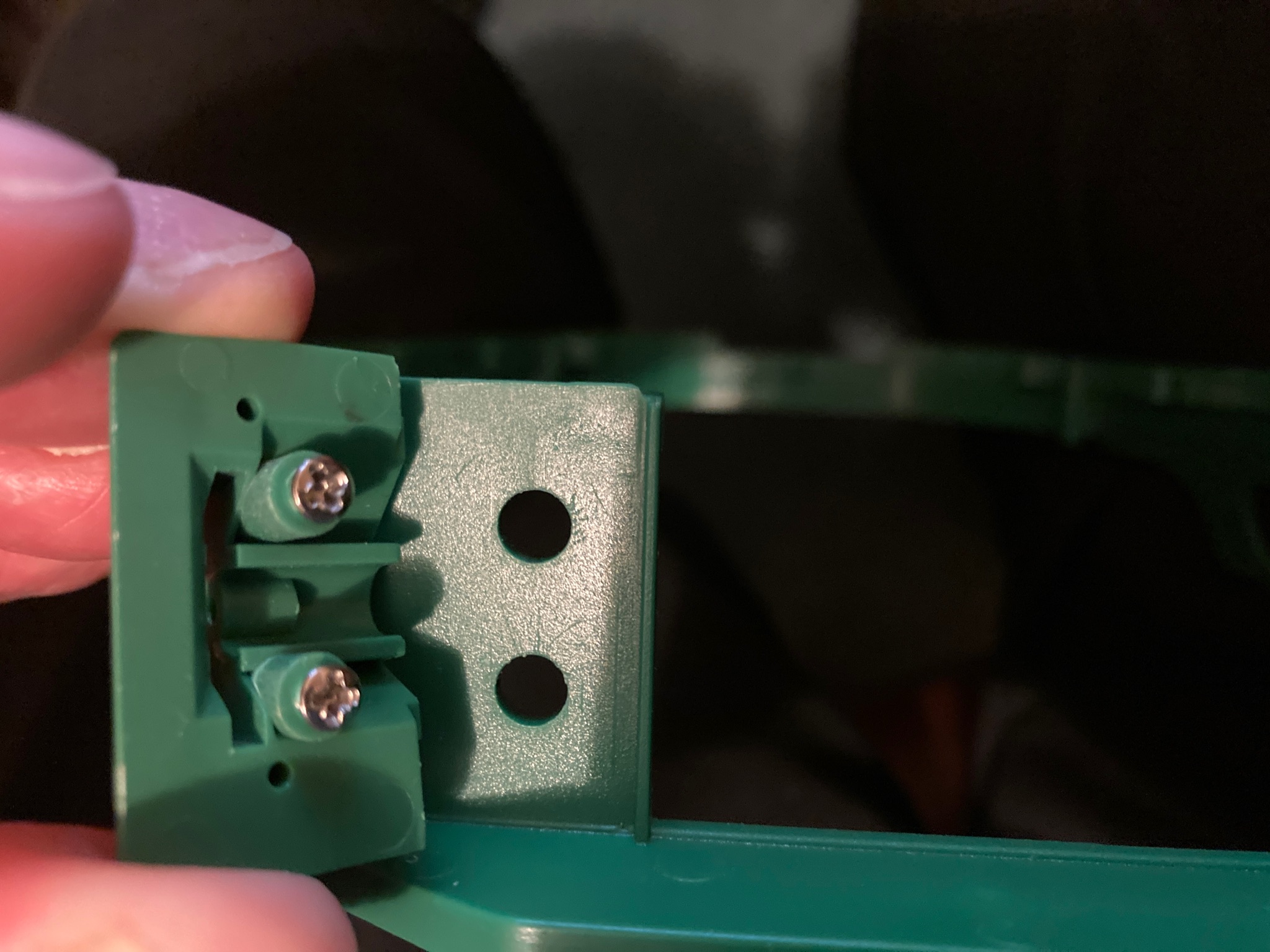 Pillar holes are bigger than the screw heads?