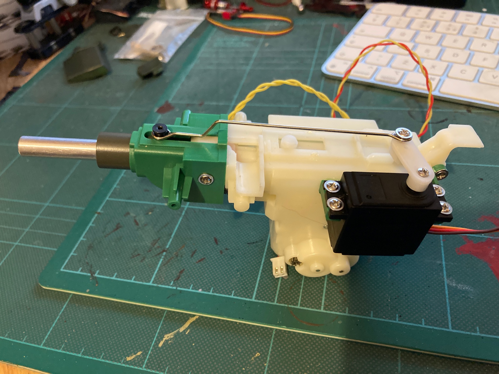 The completed gun recoil unit