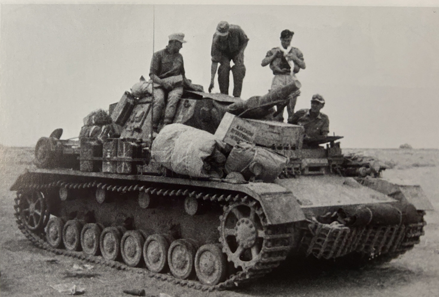 REal Desert PzkwIV.jpg