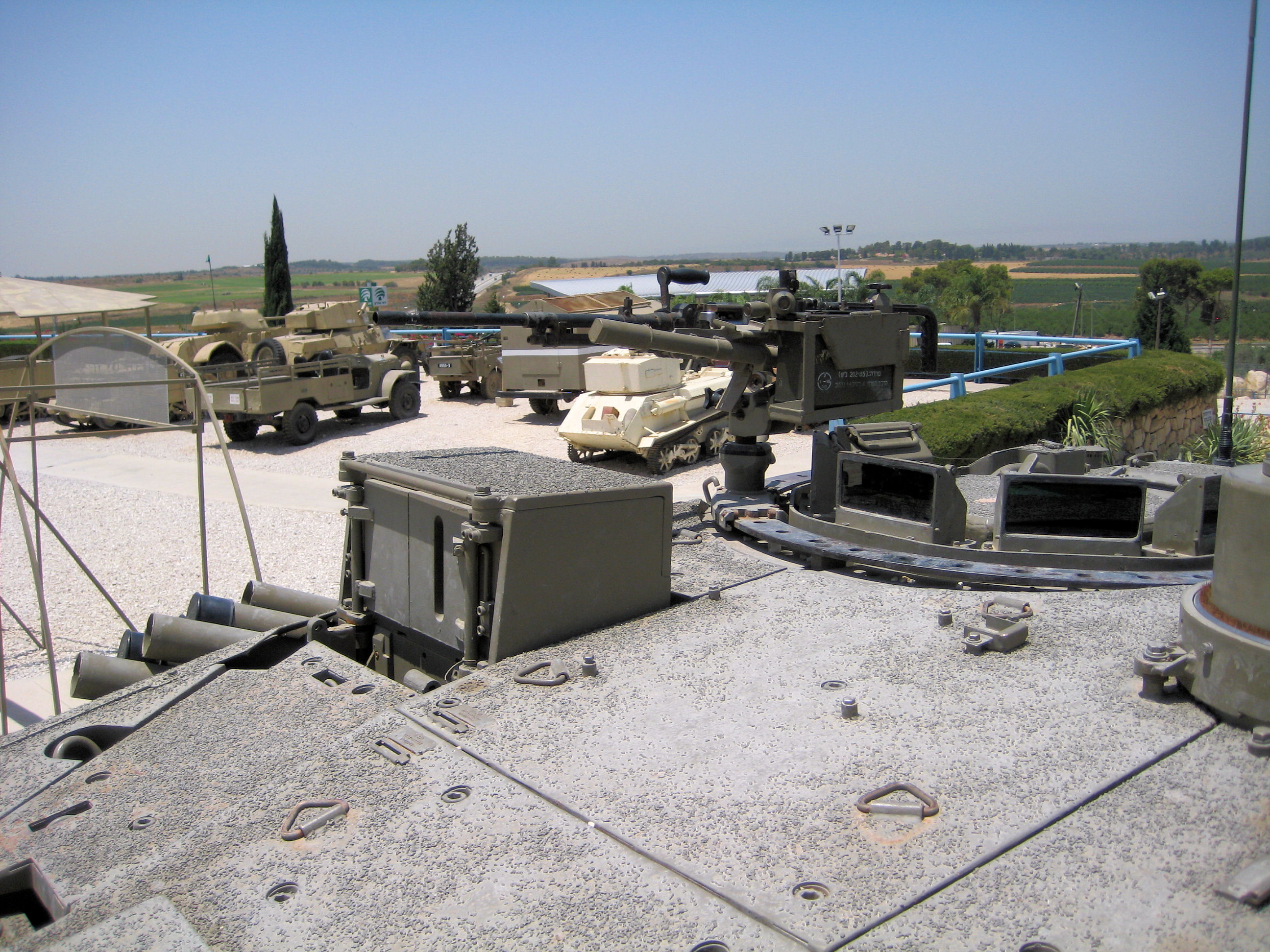 merkava_iv_36_of_57.jpg