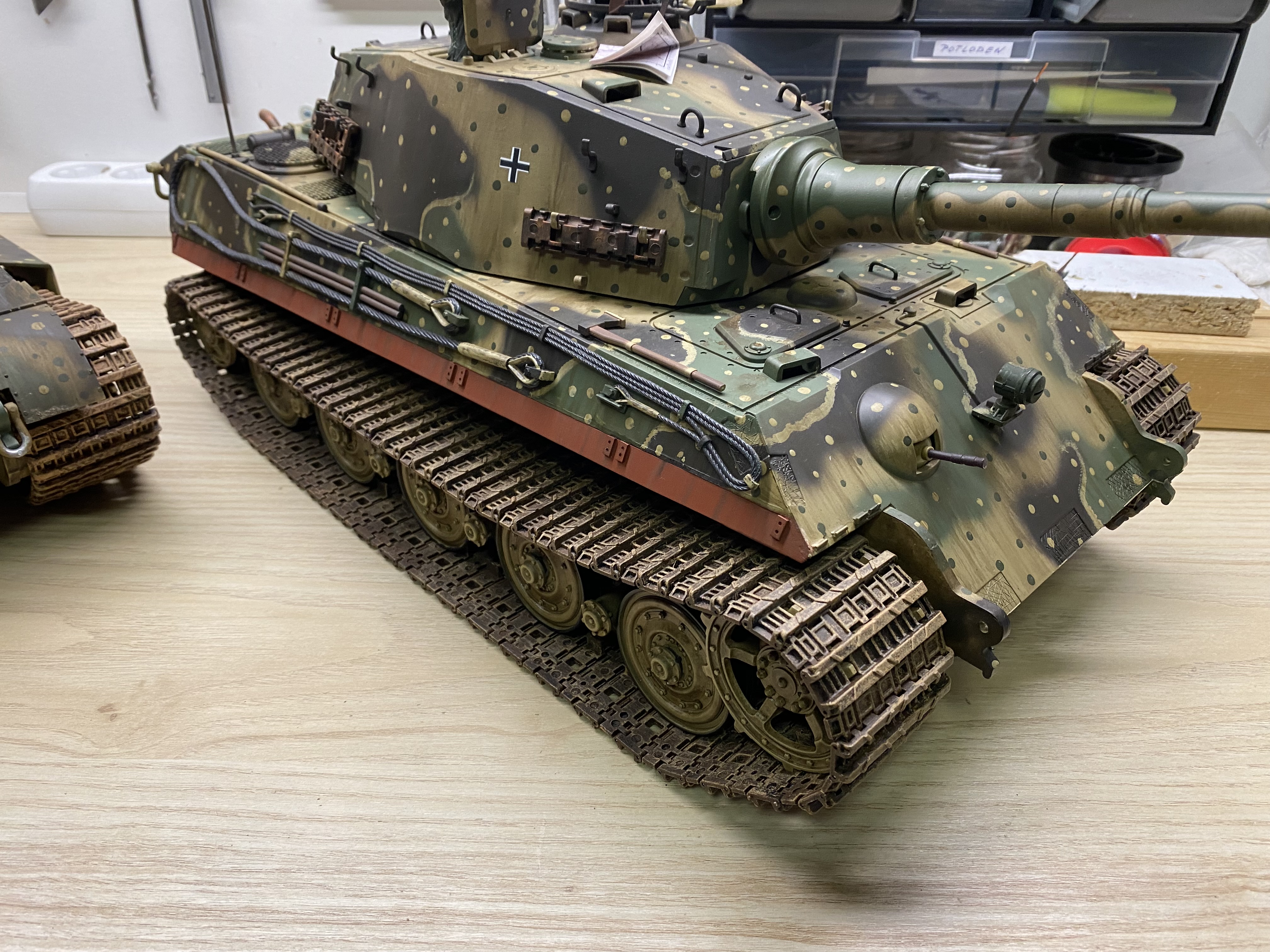 My fenderless HL Königstiger.<br />You did a goid job so far on yours!!