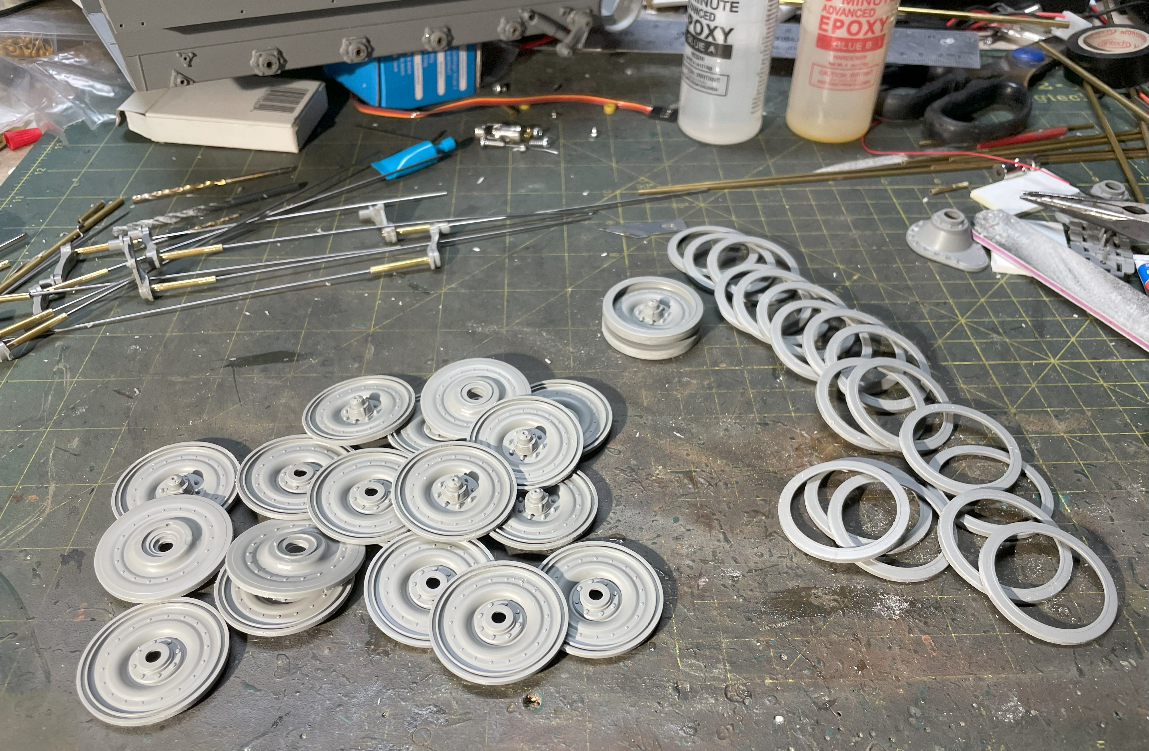 1/16 RC M-113A1 ACAV - Converting the Takom/Andy's HHQ kit to RC