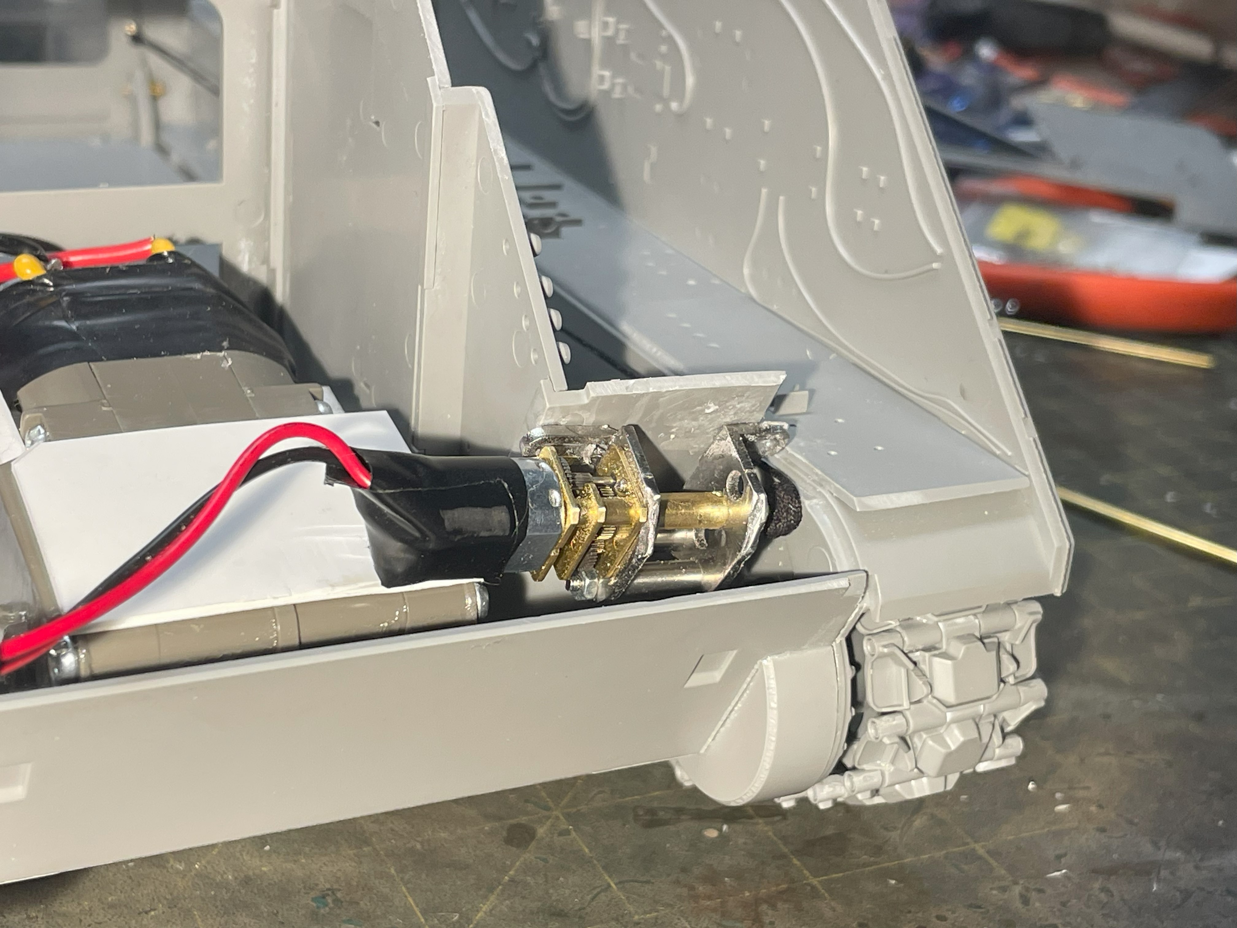 1/16 RC M-113A1 ACAV - Converting the Takom/Andy's HHQ  kit to RC