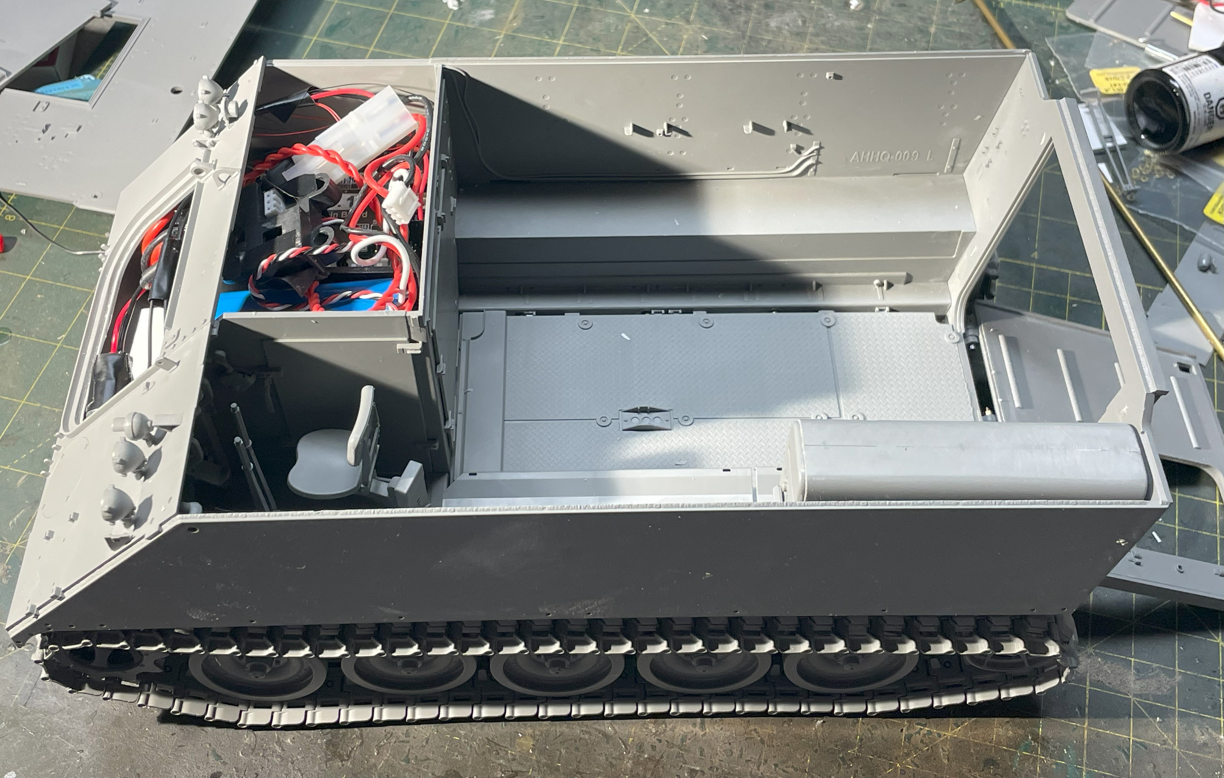 1/16 RC M-113A1 ACAV - Converting the Takom/Andy's HHQ  kit to RC