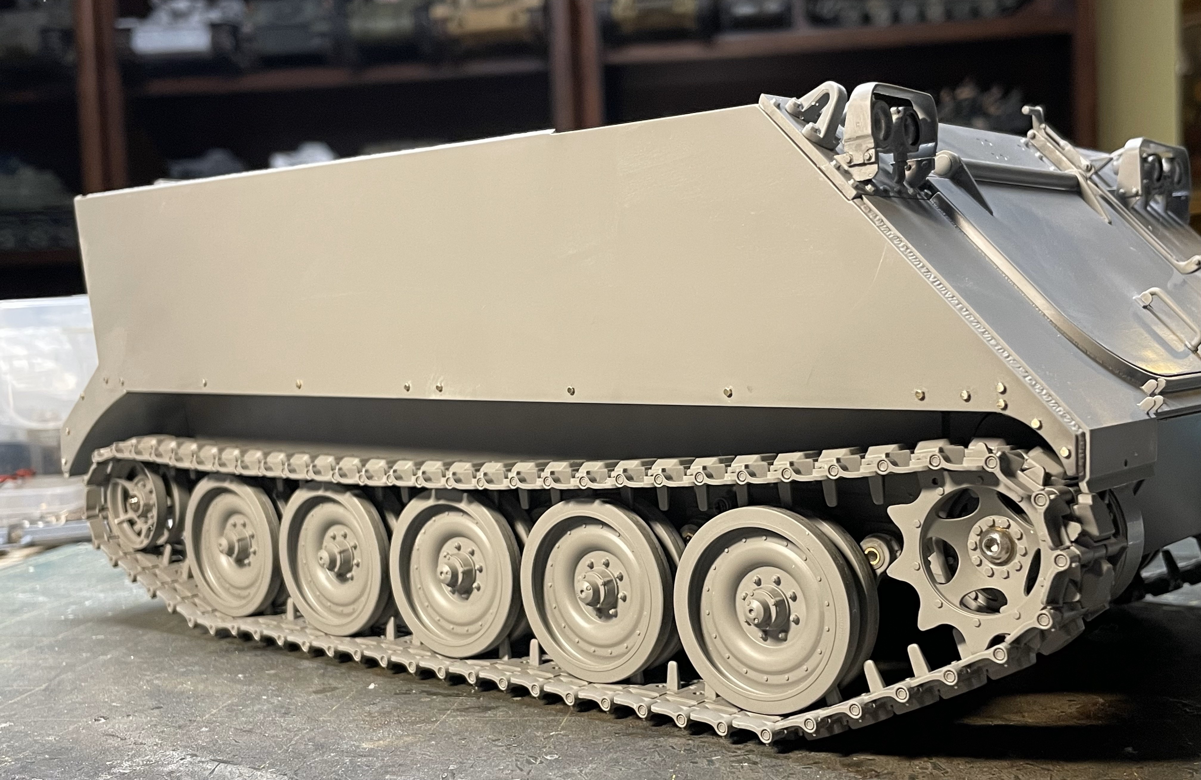 1/16 RC M-113A1 ACAV - Converting the Takom/Andy's HHQ  kit to RC