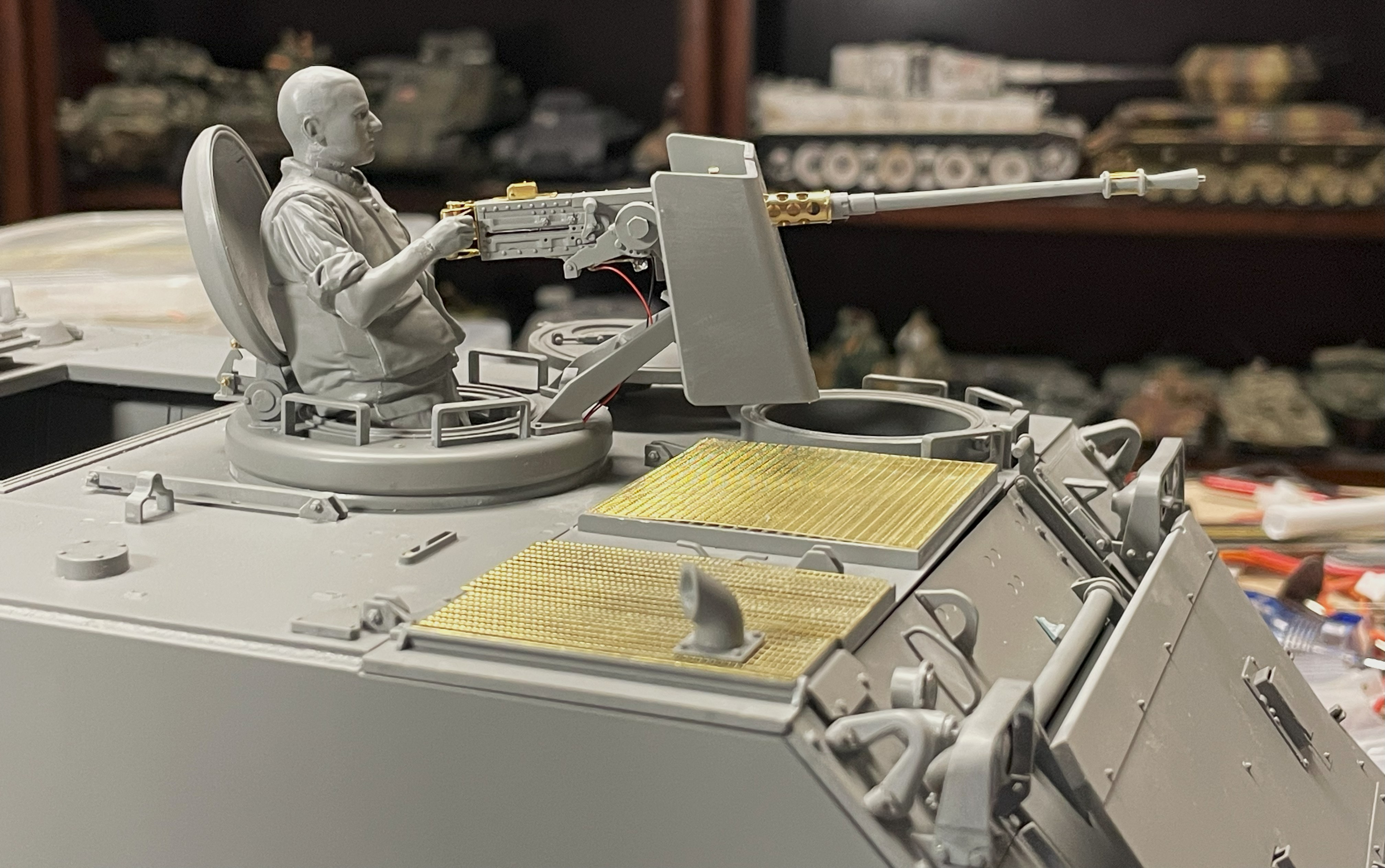 1/16 RC M-113A1 ACAV - Converting the Takom/Andy's HHQ  kit to RC