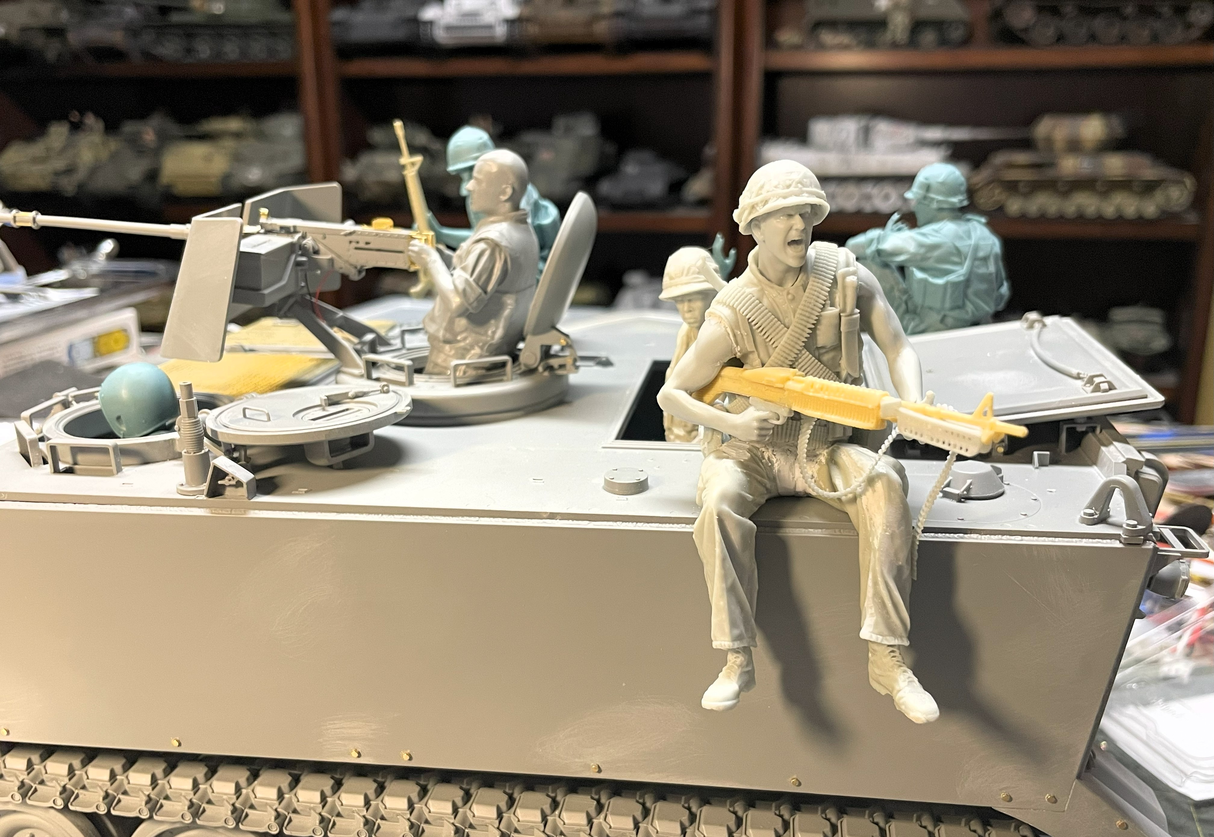 1/16 RC M-113A1 ACAV - Converting the Takom/Andy's HHQ  kit to RC
