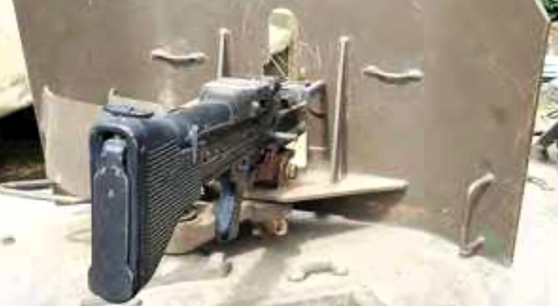 1/16 RC M-113A1 ACAV - Converting the Takom/Andy's HHQ  kit to RC