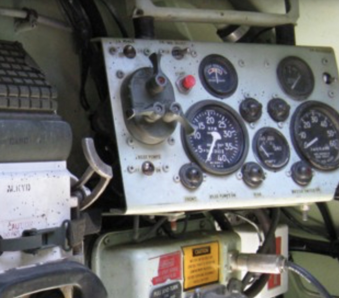 M113 instrument panel