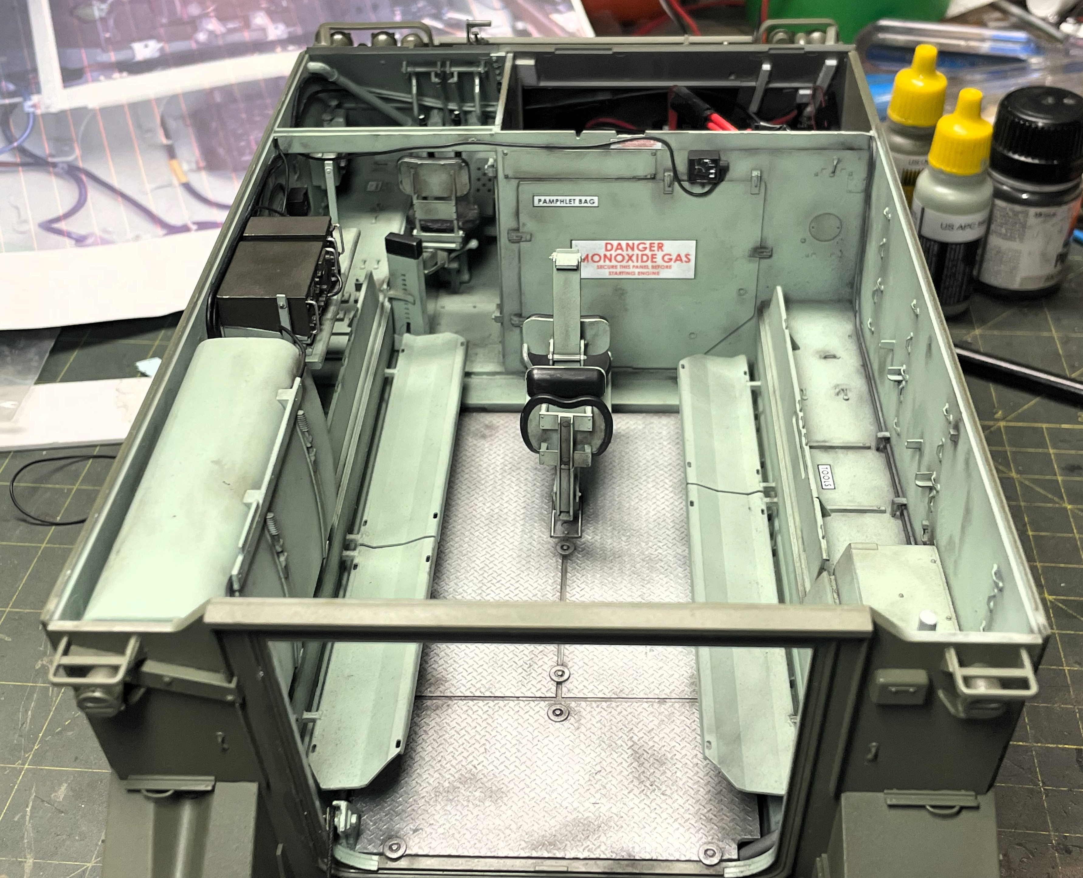 1/16 RC M-113A1 ACAV - Converting the Takom/Andy's HHQ  kit to RC