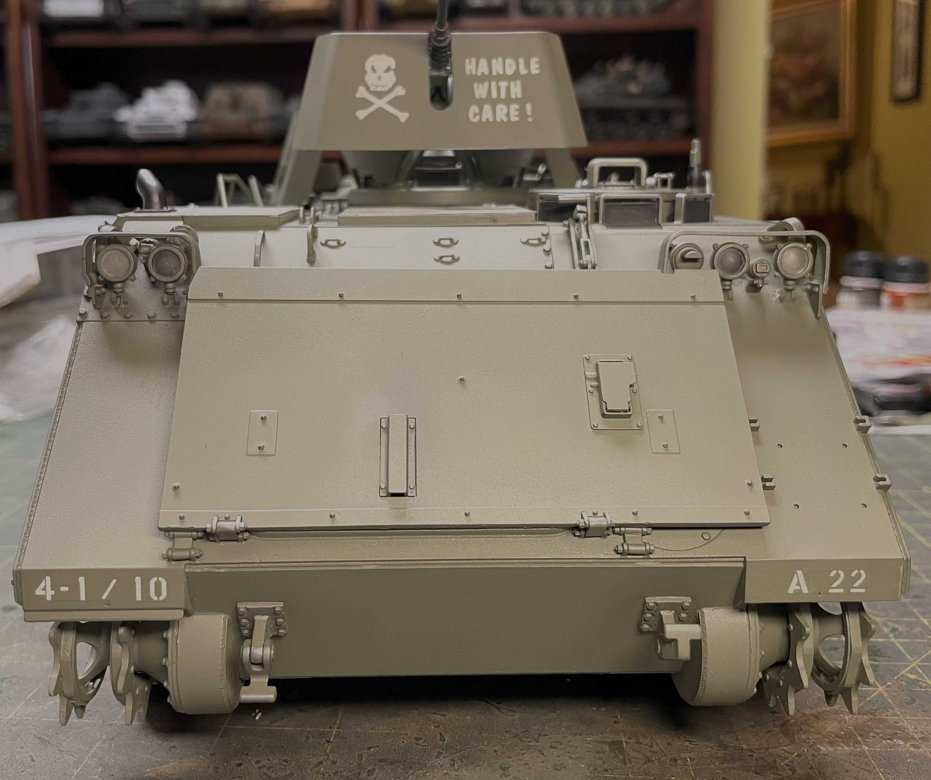 1/16 RC M-113A1 ACAV - Converting the Takom/Andy's HHQ  kit to RC