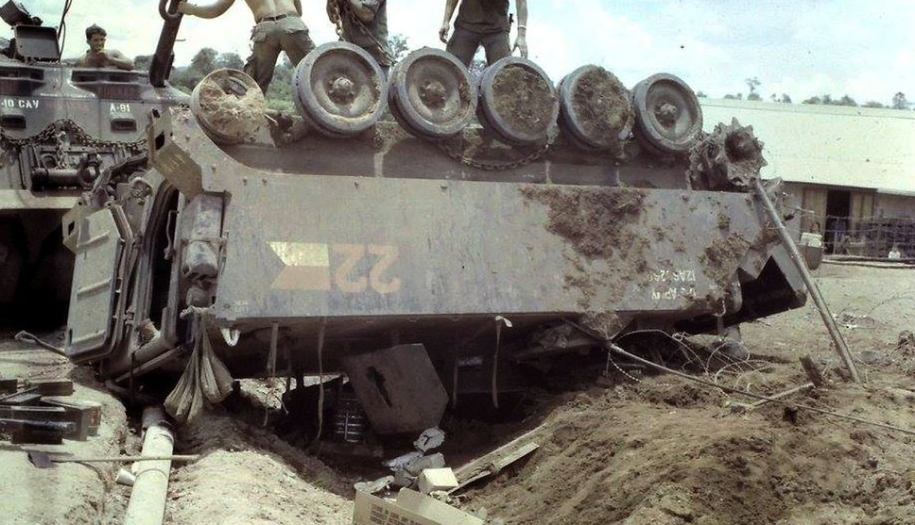 1/16 RC M-113A1 ACAV - Converting the Takom/Andy's HHQ  kit to RC