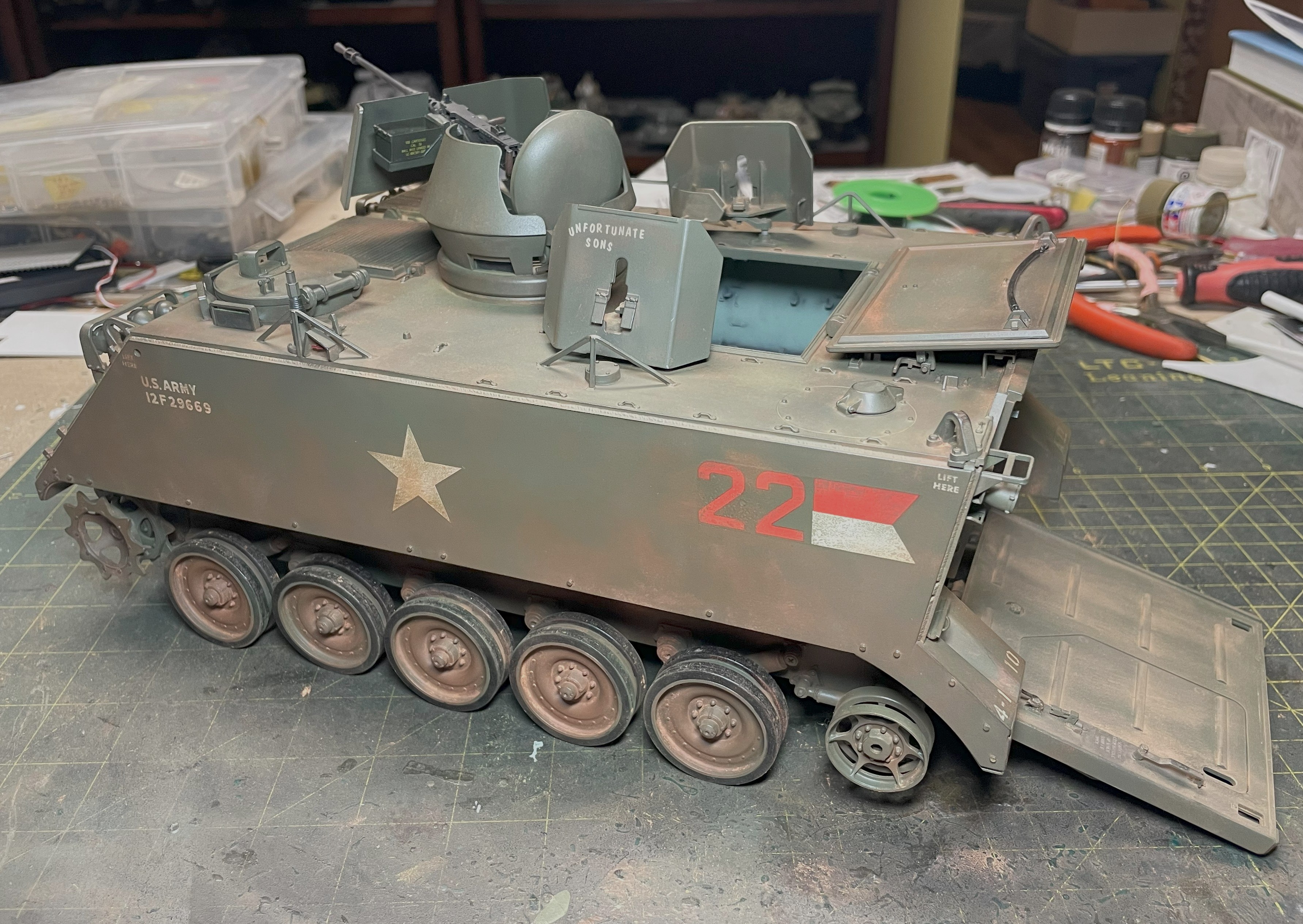 1/16 RC M-113A1 ACAV - Converting the Takom/Andy's HHQ  kit to RC