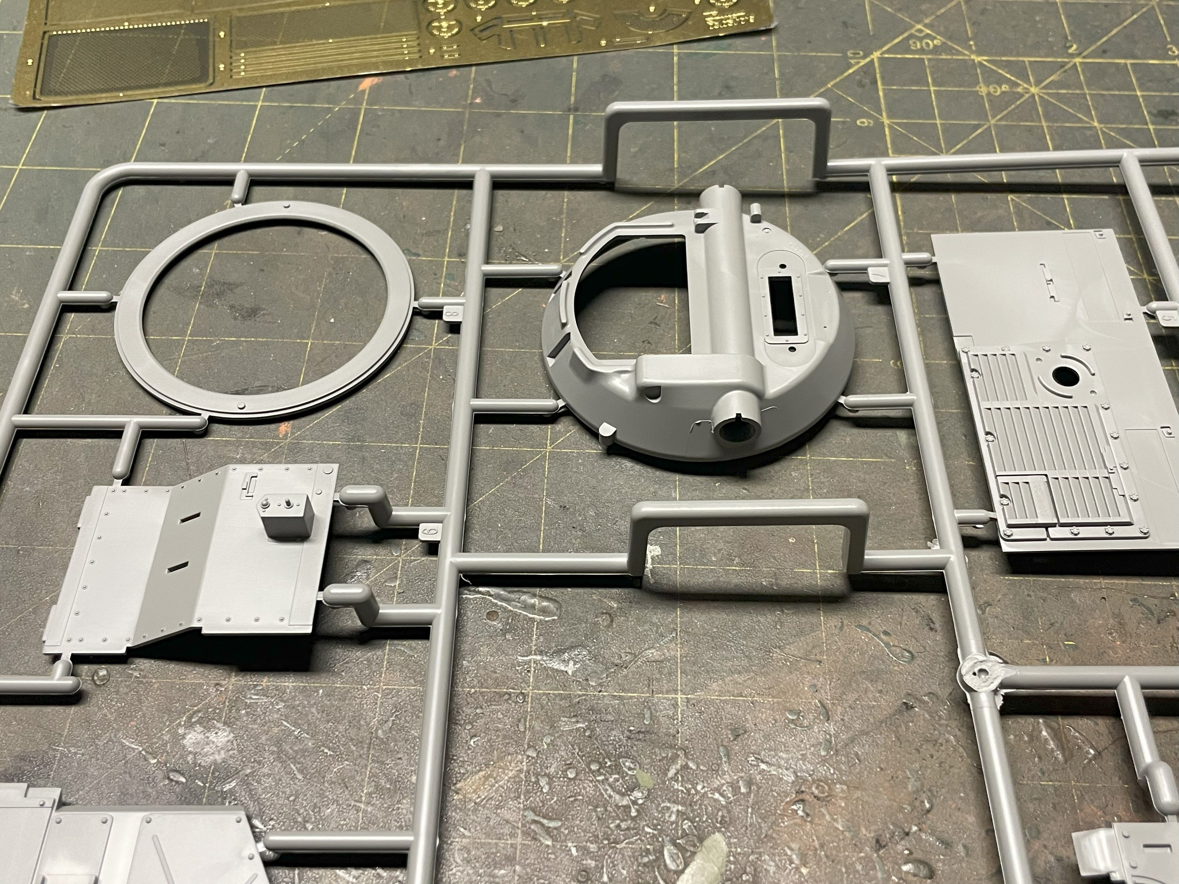 1/16 RC M-50A1 Ontos - Converting the Takom kit to RC - Build