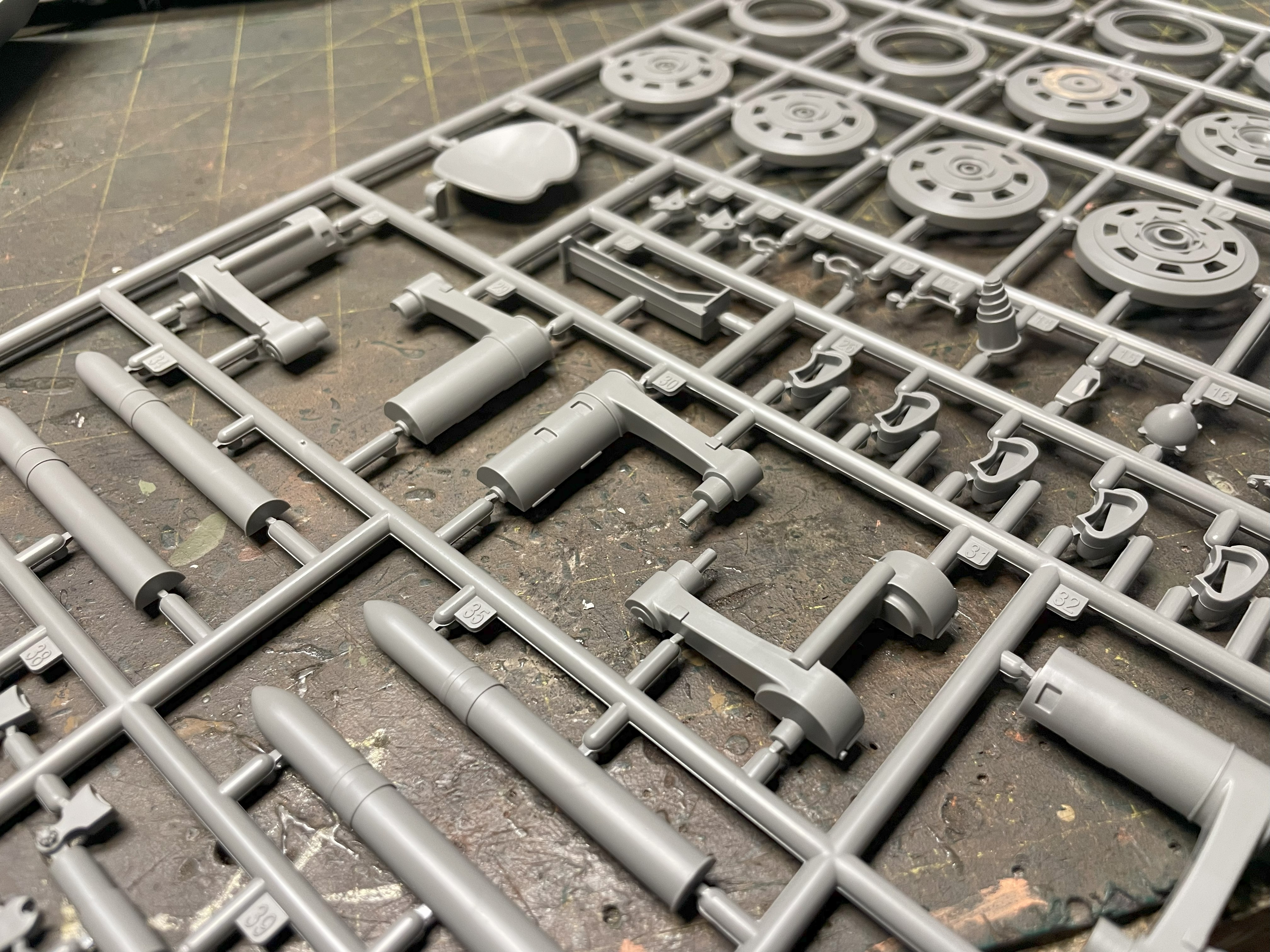 1/16 RC M-50A1 Ontos - Converting the Takom kit to RC - Build