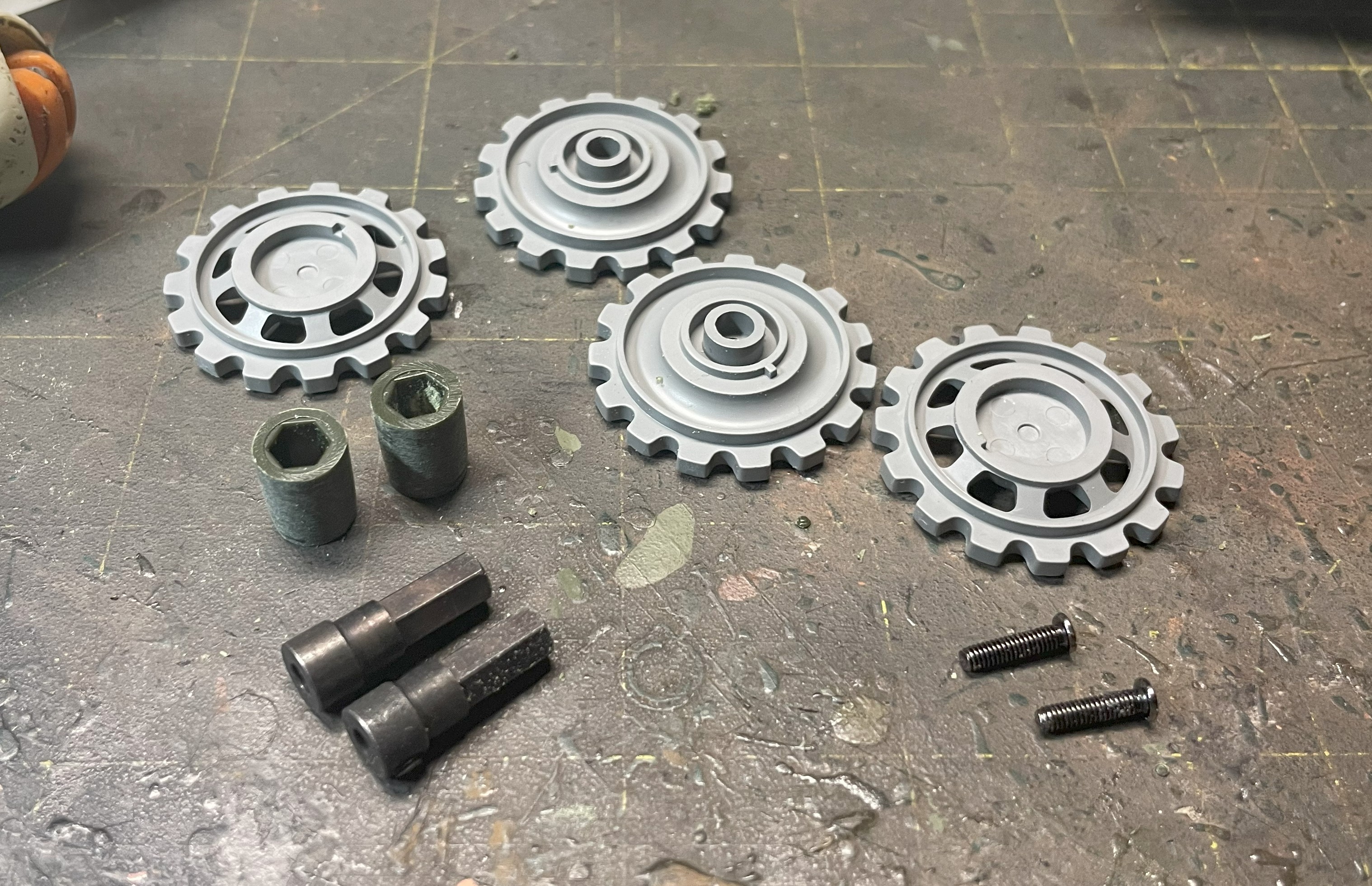 1/16 RC M-50A1 Ontos - Converting the Takom kit to RC - Build