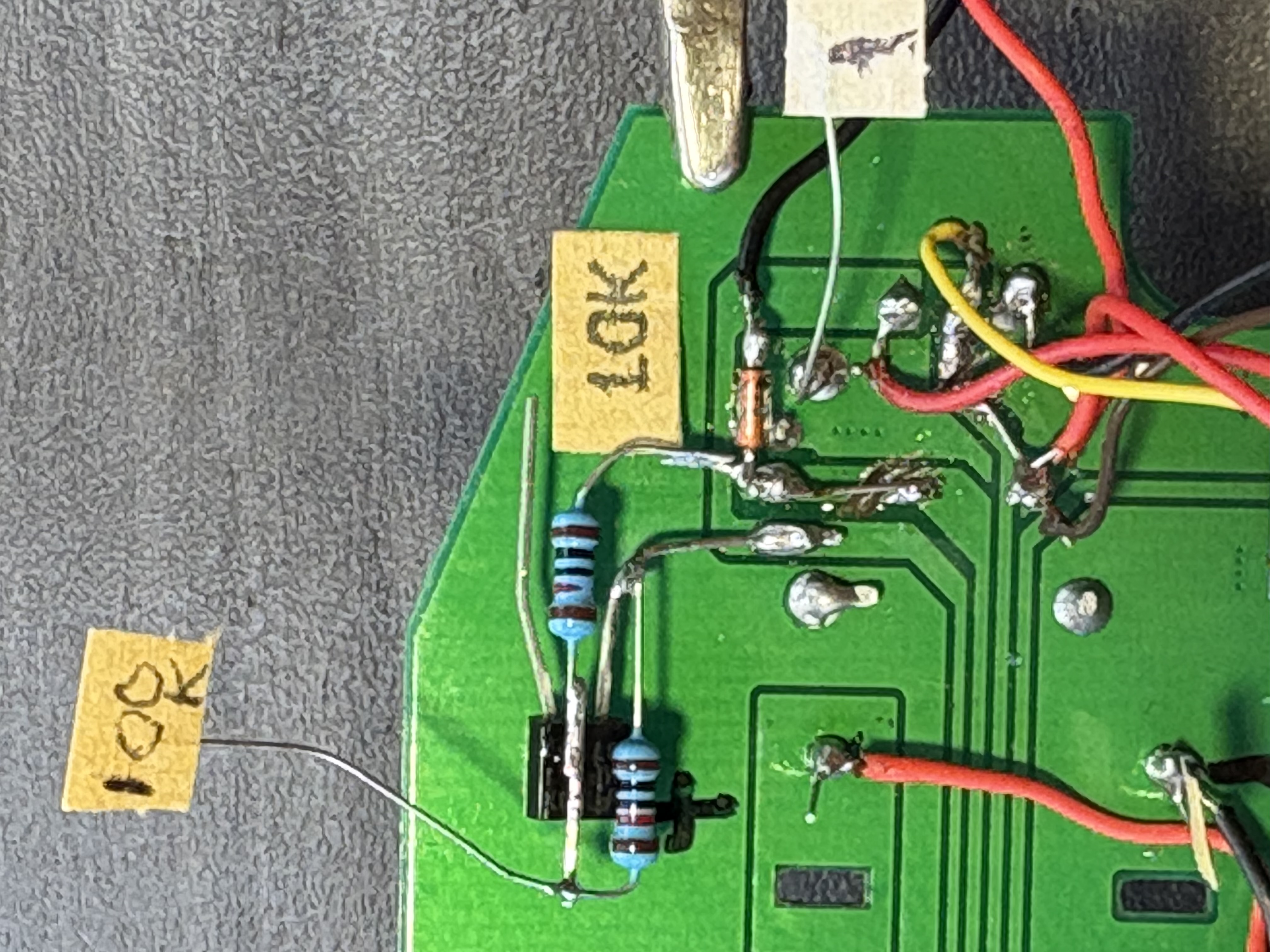 3703 general purpose transistor with 2 resistors added to circuit board. This enables Right turn at low speed.